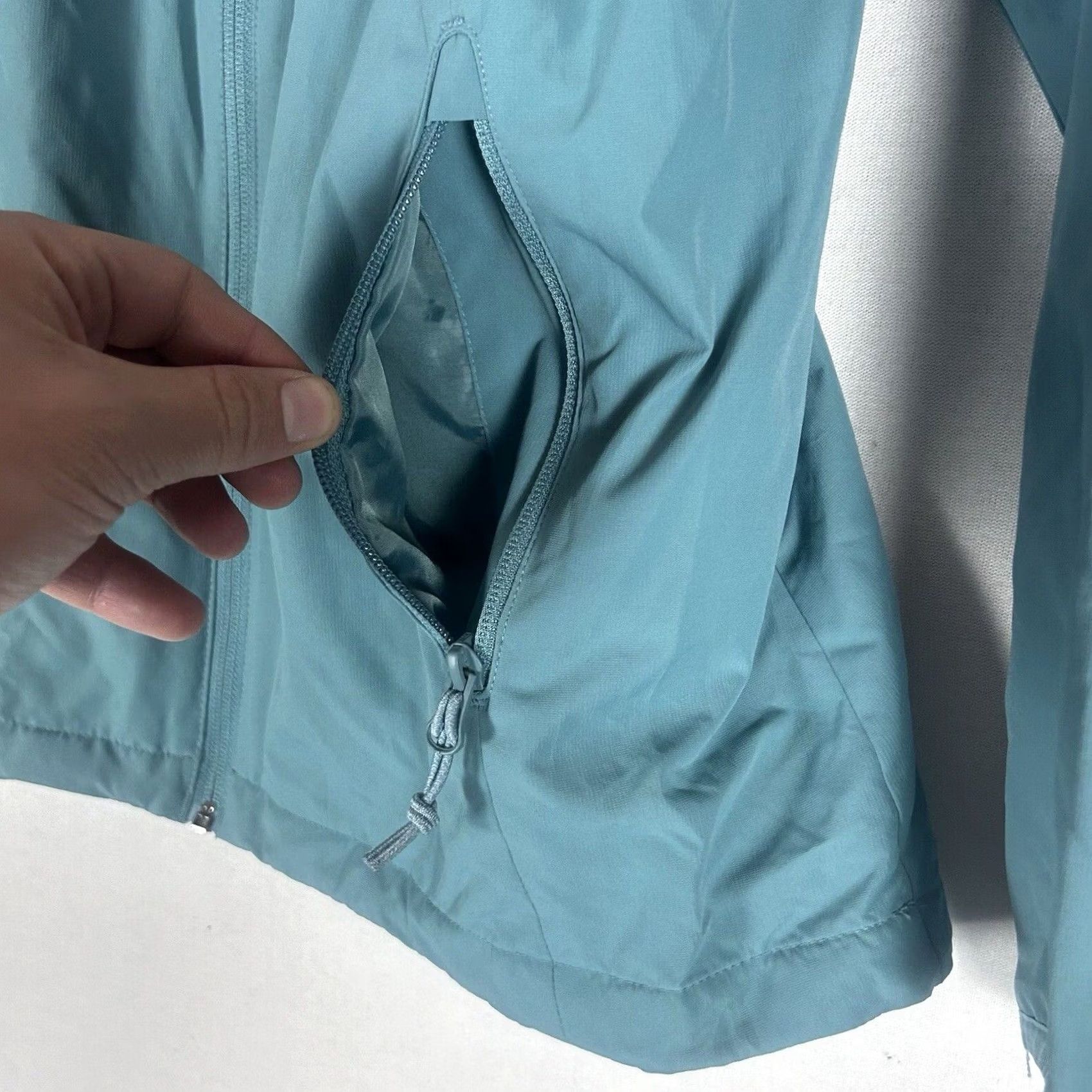 Champion Champion Womens Hooded Lightweight Windbreaker Rain Jacket S Teal Blue Size S / US 4 / IT 40 - 5 Thumbnail