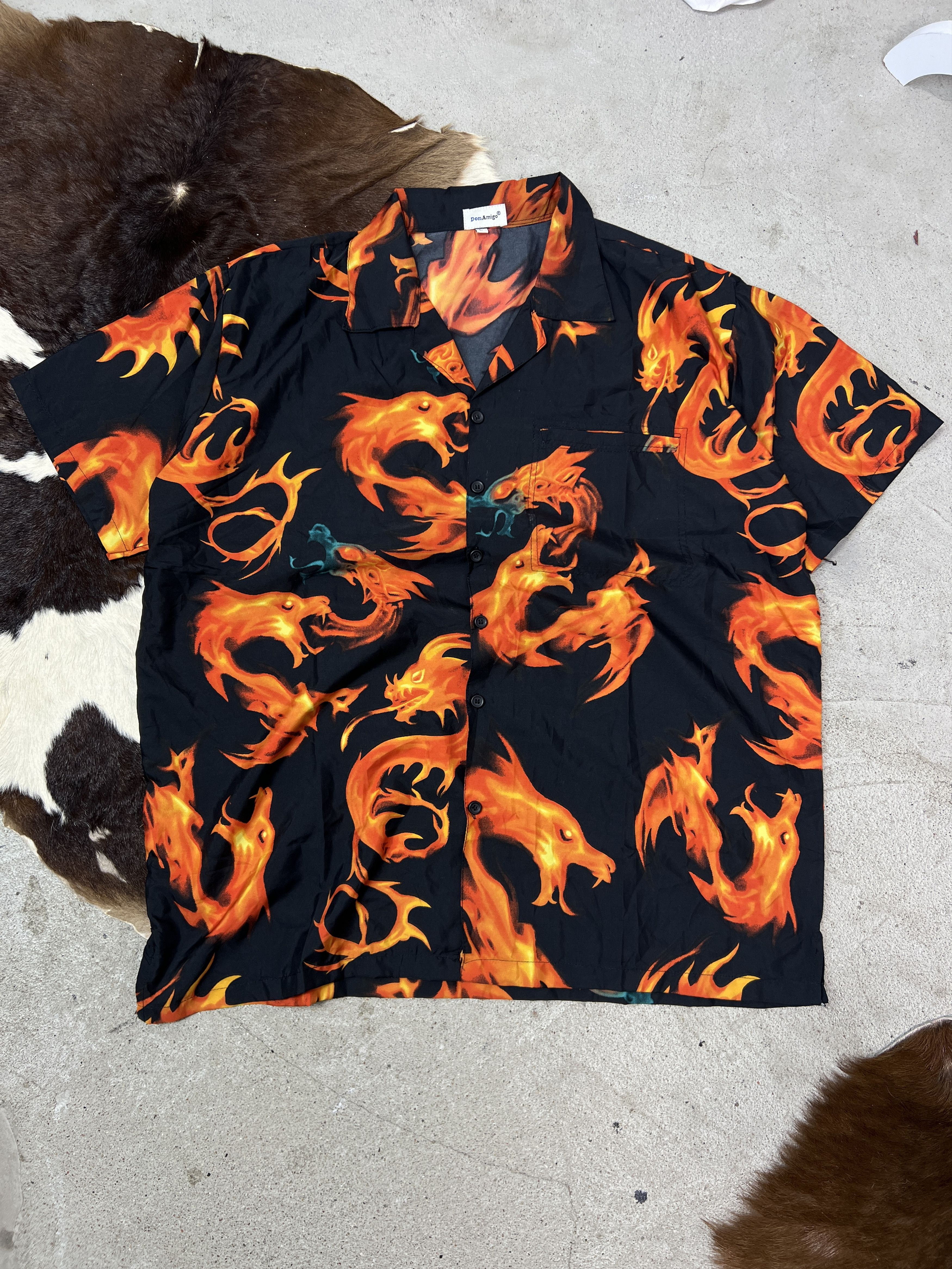 Vintage Vintage Streetwear Skater Hip Hop Dragon Shirt Y2K Size US L / EU 52-54 / 3 - 1 Thumbnail