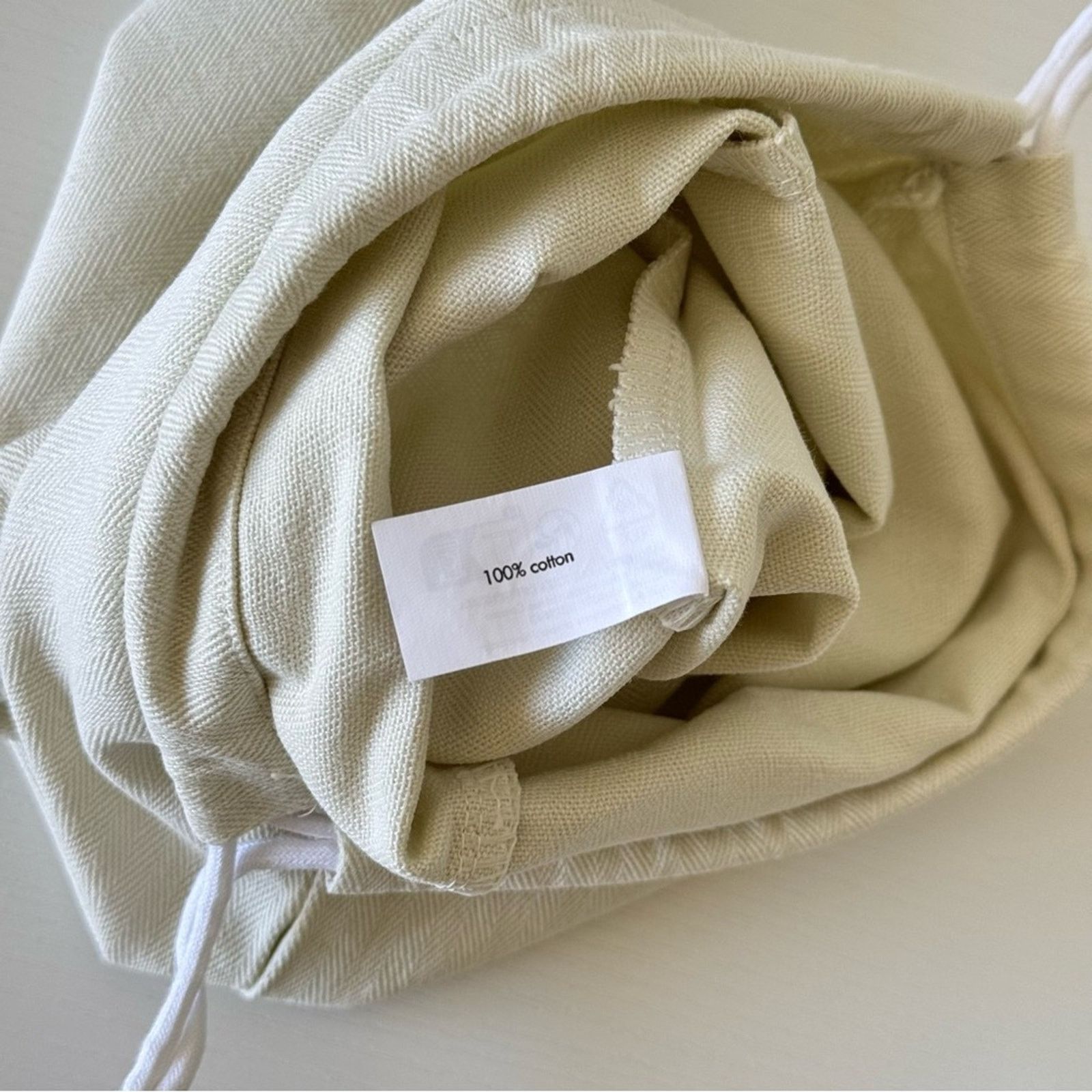 Loewe LOEWE Set of Two Cream Drawstring Dust Shoe Bags Size ONE SIZE - 5 Thumbnail