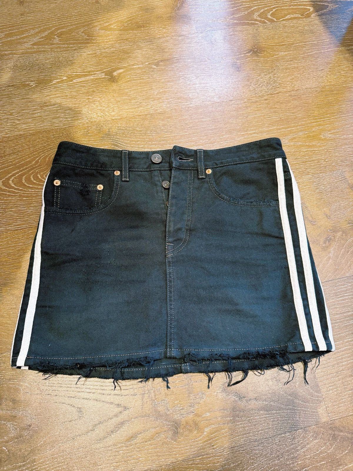 Adidas × Balenciaga Balenciaga × Adidas Black Denim Mini Skirt Size 26" / US 2 / IT 38 - 3 Thumbnail