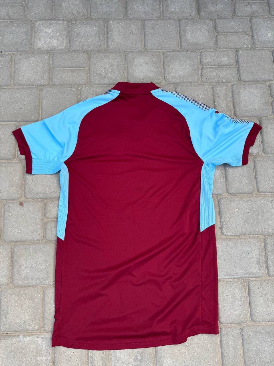 Puma Puma Burnley Football Club Soocer Jersey men’s M Size US M / EU 48-50 / 2 - 5 Thumbnail