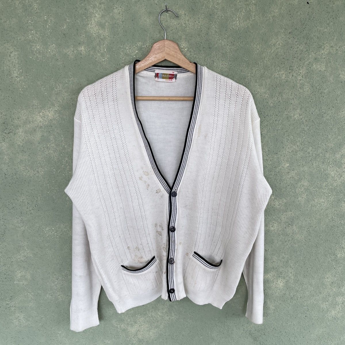 Aran Isles Knitwear Vintage Japanese Brand Dirty Cardigan Cable Knit Sweater Size US M / EU 48-50 / 2 - 1 Thumbnail