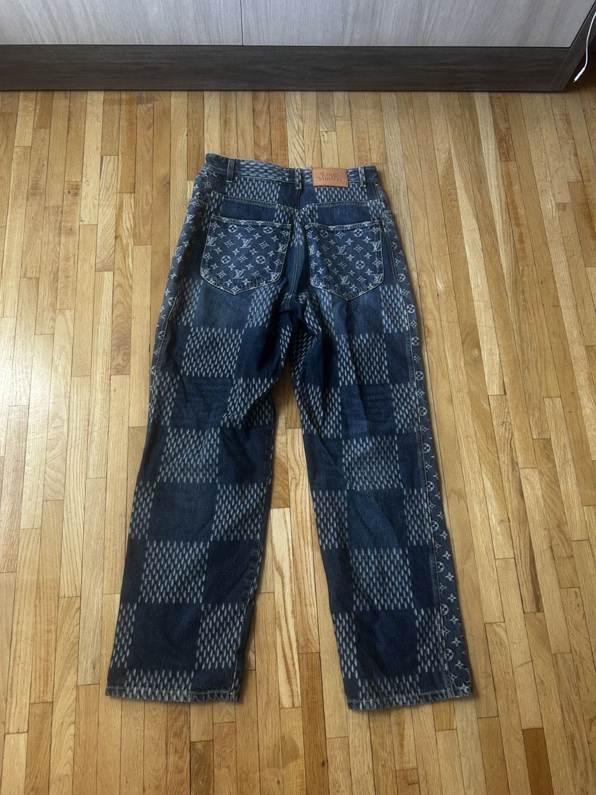 Louis Vuitton Louis Vuitton x Nigo Giant Damier Waves MNGM Denim Pants Size US 34 / EU 50 - 2 Thumbnail