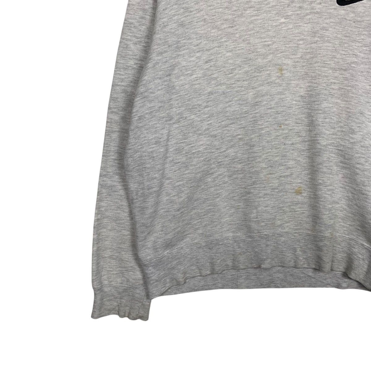 Nike Vintage Nike Swoosh Crewneck Sweatshirt Size US L / EU 52-54 / 3 - 3 Thumbnail