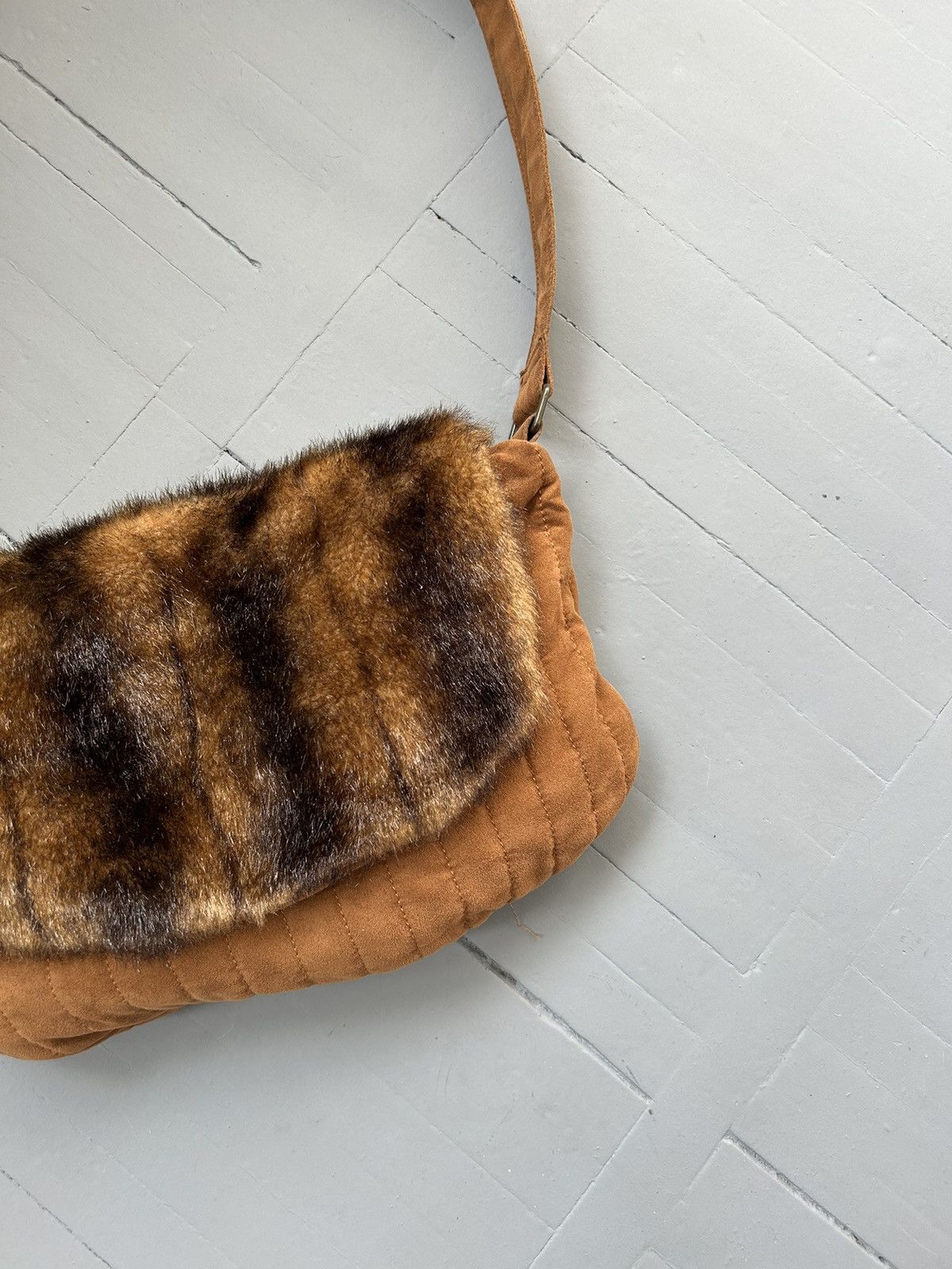 Japanese Brand Fur shoulder bag vintage Size ONE SIZE - 3 Thumbnail