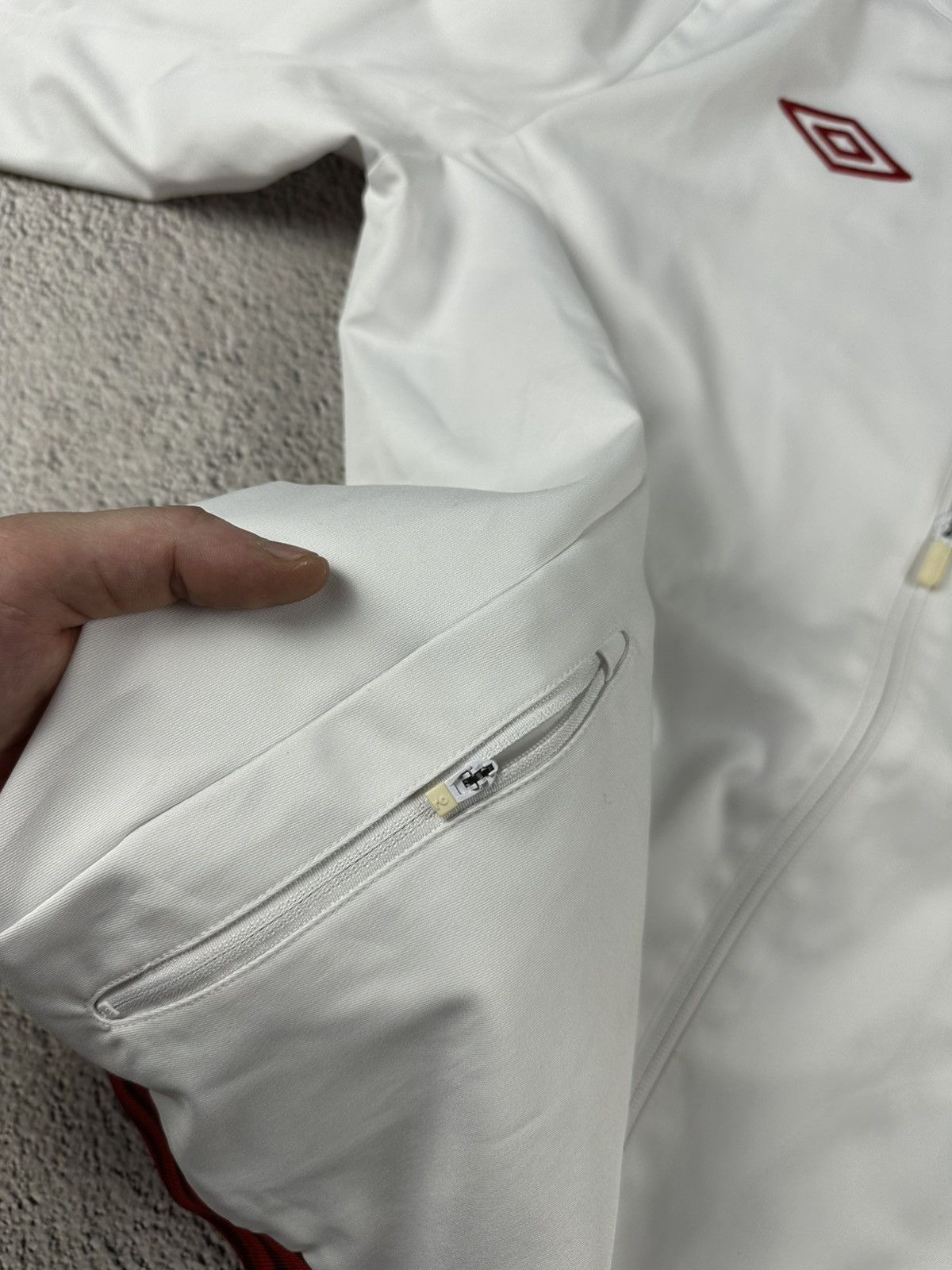 Umbro Umbro England 2012/2013 White Jacket Blockcore Football ⚽️ Size US L / EU 52-54 / 3 - 9 Thumbnail
