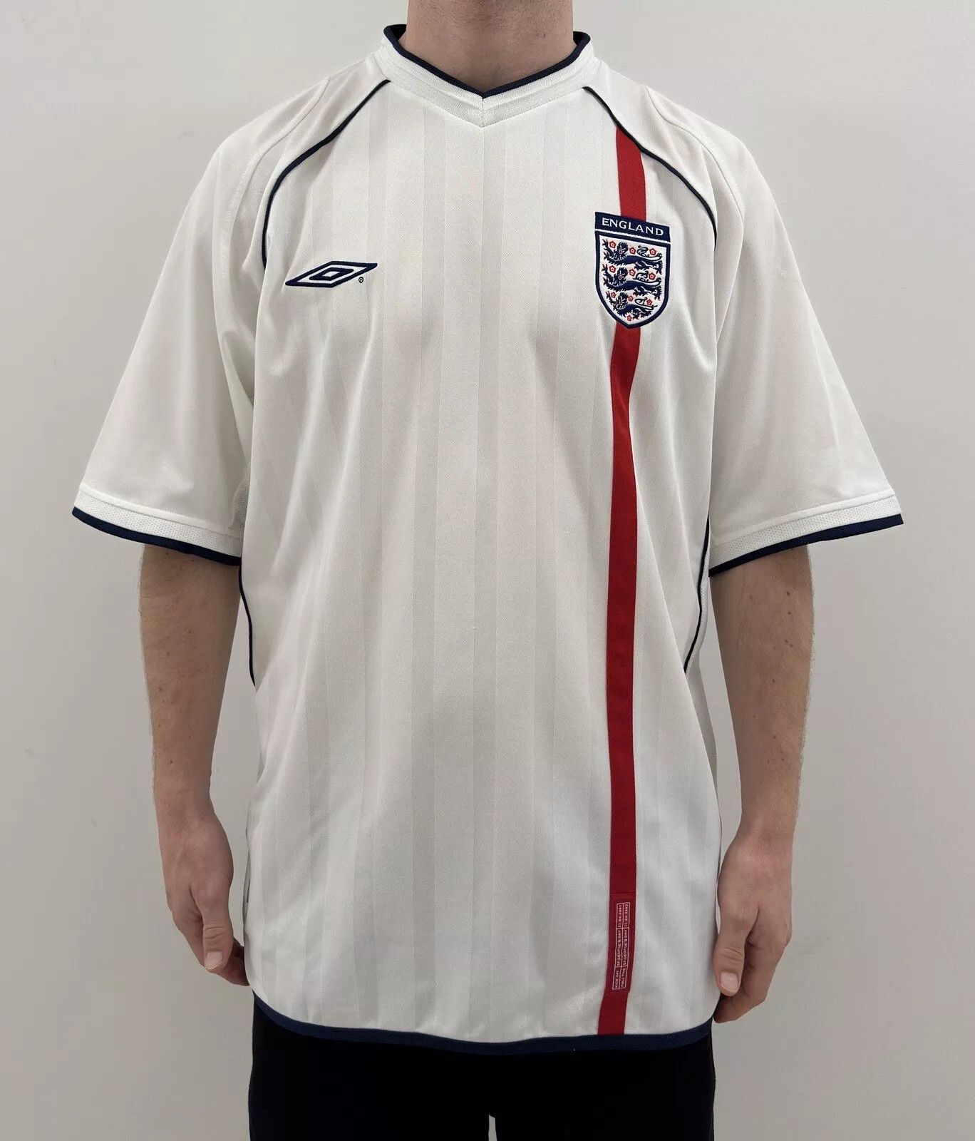 Umbro VINTAGE NATIONAL ENGLAND 2002 2003 2004 HOME JERSEY SOCCER Size US XL / EU 56 / 4 - 1 Thumbnail