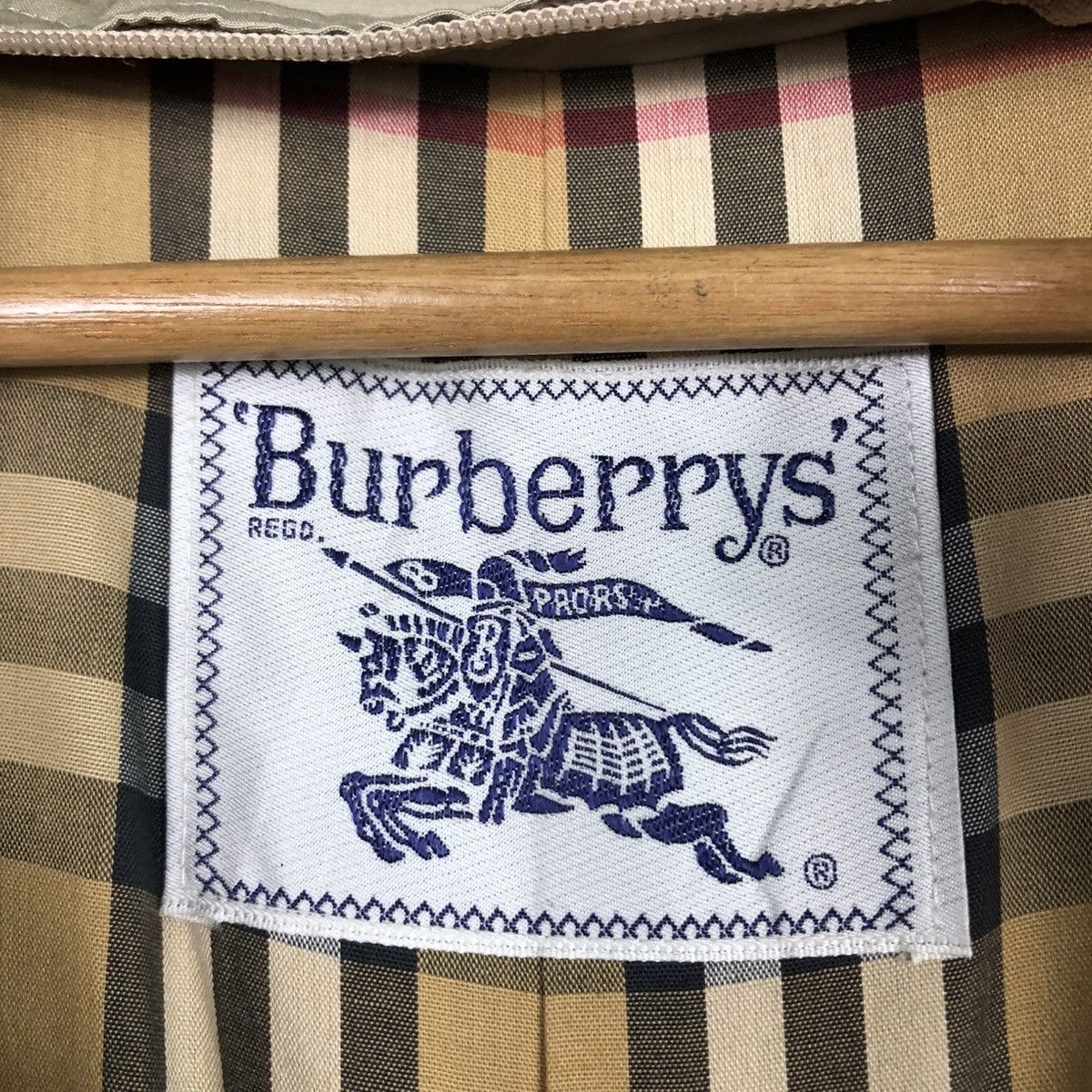 Burberry 🔥VINTAGE LONG JACKET TRENCH COAT BURBERRYS NOVA CHECK Size US M / EU 48-50 / 2 - 17 Thumbnail