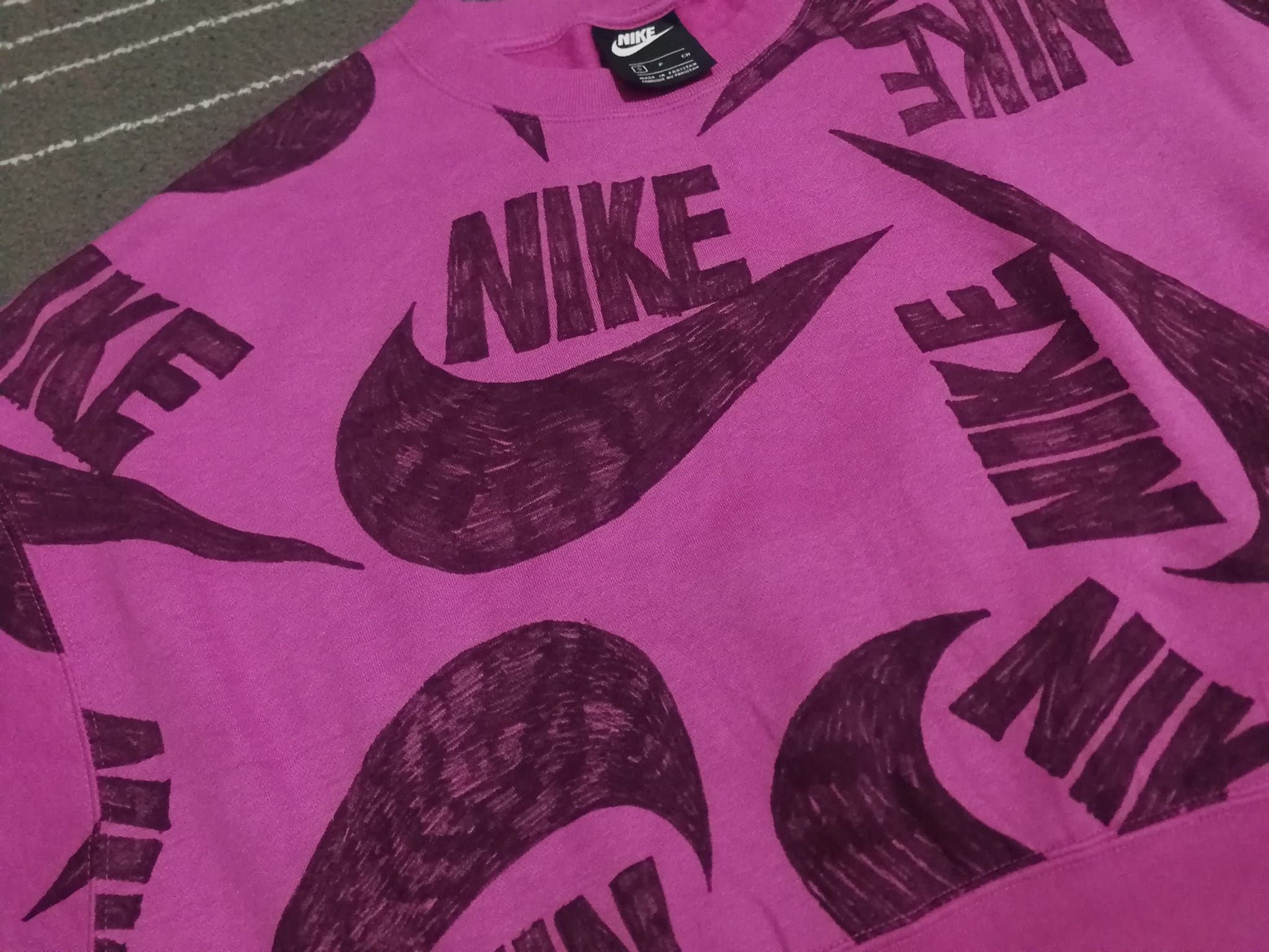 Nike Sportswear Oregon marker pen style full logo S