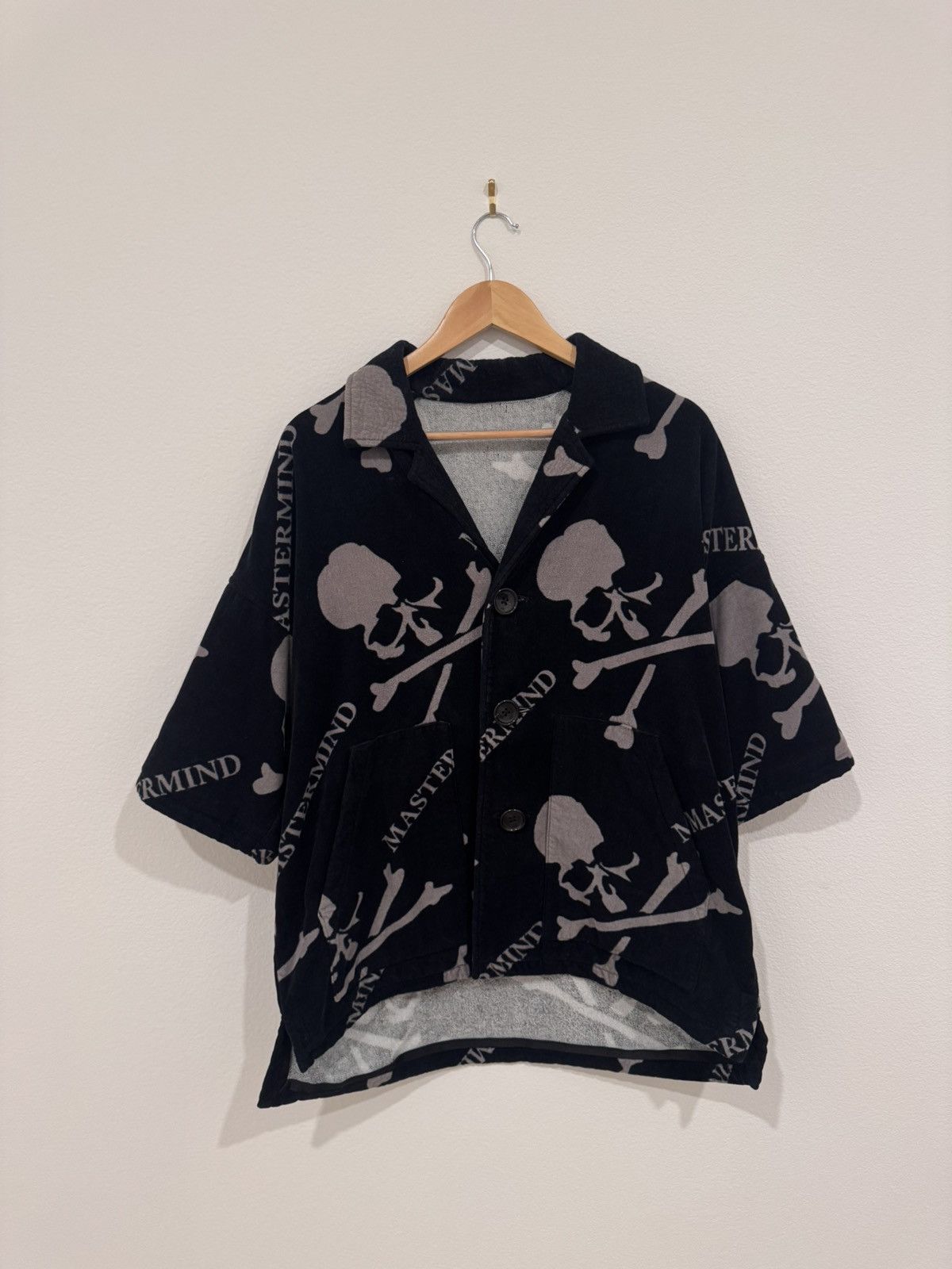 Mastermind Japan Mastermind Japan Skull Monogram Shirt Size US S / EU 44-46 / 1 - 1 Thumbnail