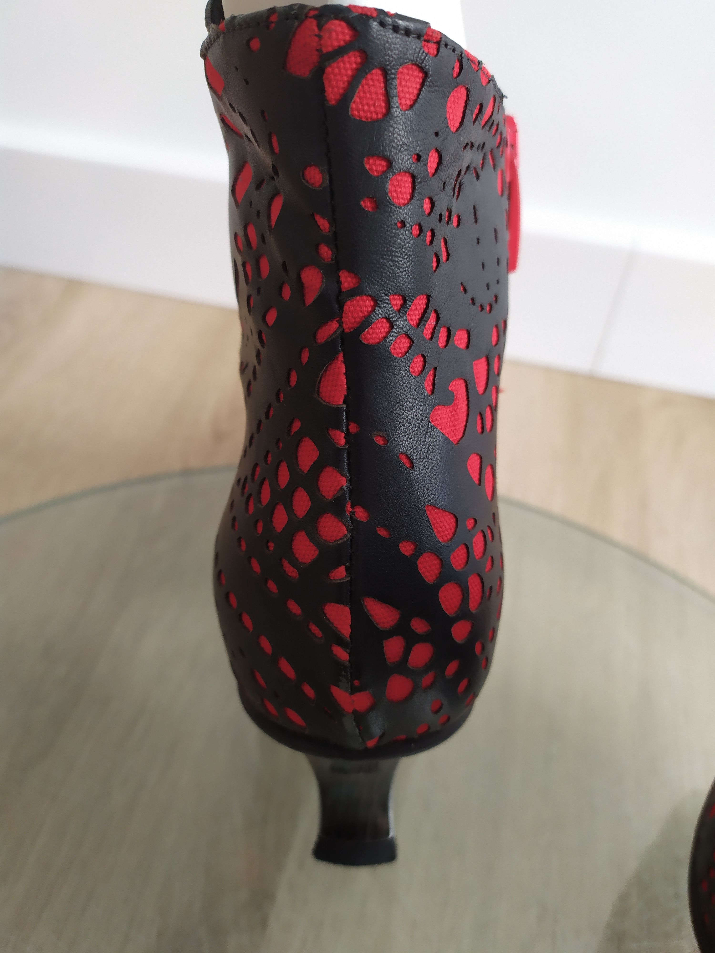 The Difference Lisa Tucci Unique Red Trani Ankle Boot with Laser Cut Detail Size US 7 / IT 37 - 8 Thumbnail