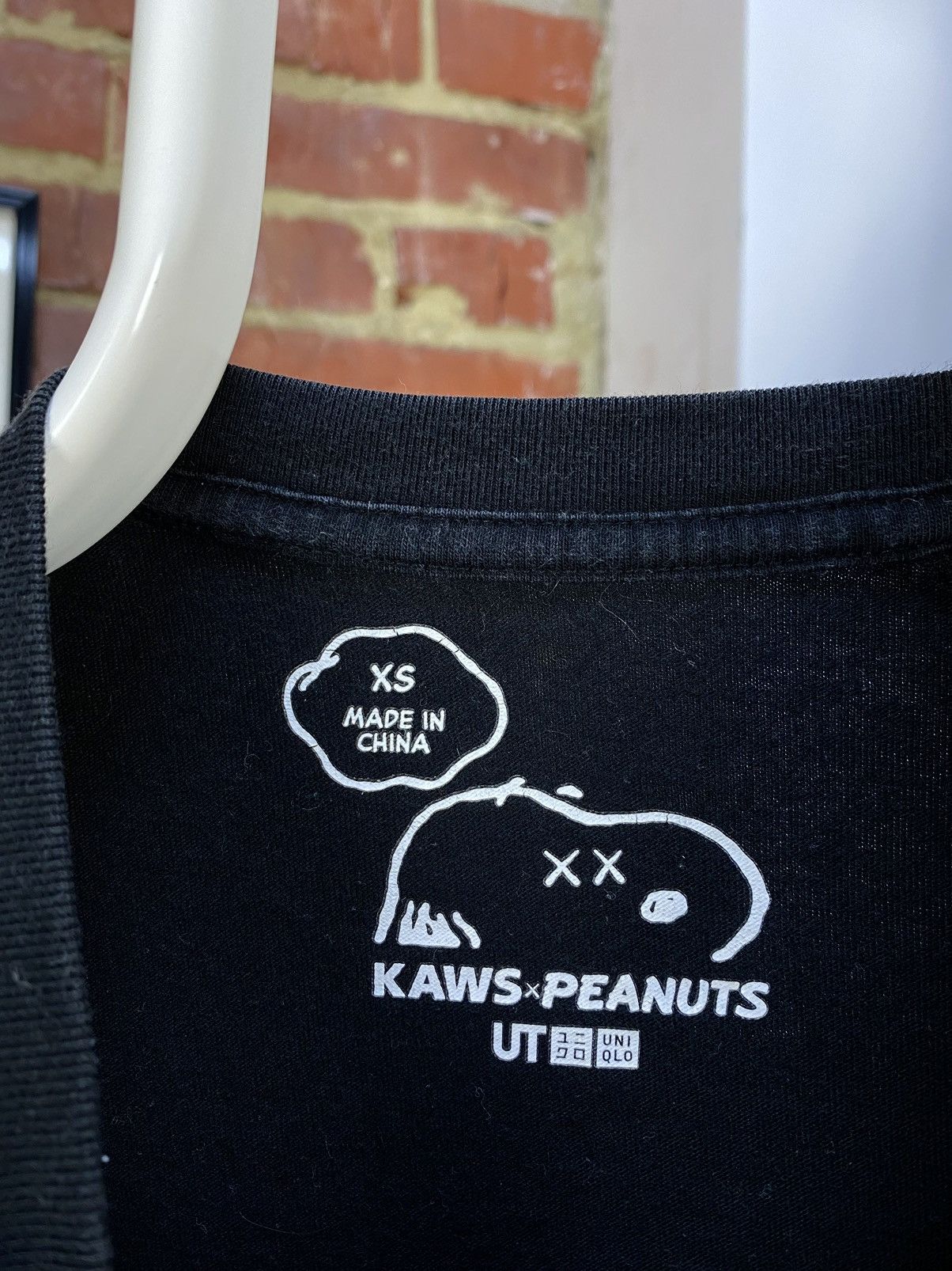Kaws × Peanuts × Uniqlo Uniqlo x Kaws x Peanuts Snoopy Joe Cool T-Shirt Size US XS / EU 42 / 0 - 6 Thumbnail