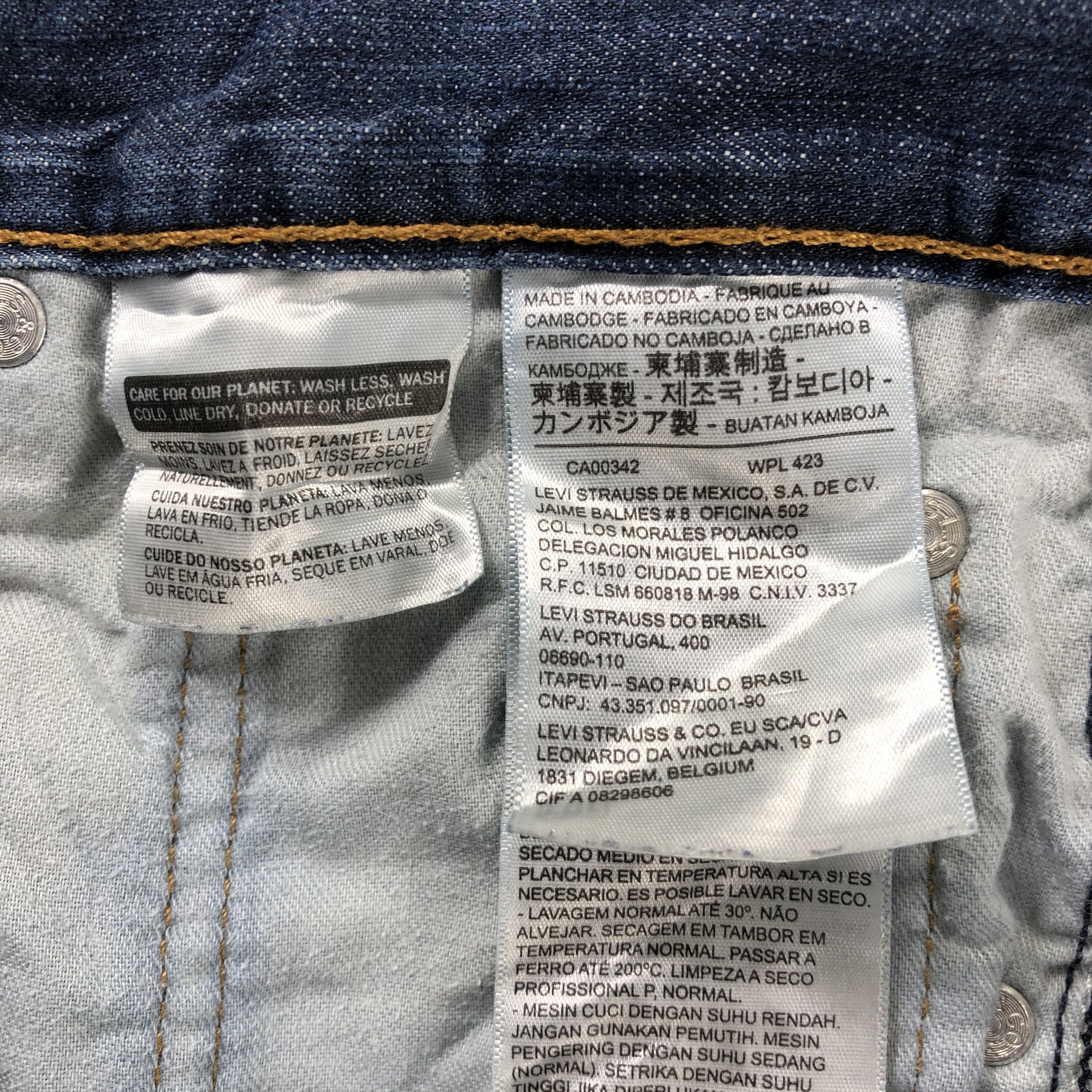 Levi's Vintage Blue Wash Levis 569 Jeans-J2596 Size US 35 - 13 Thumbnail