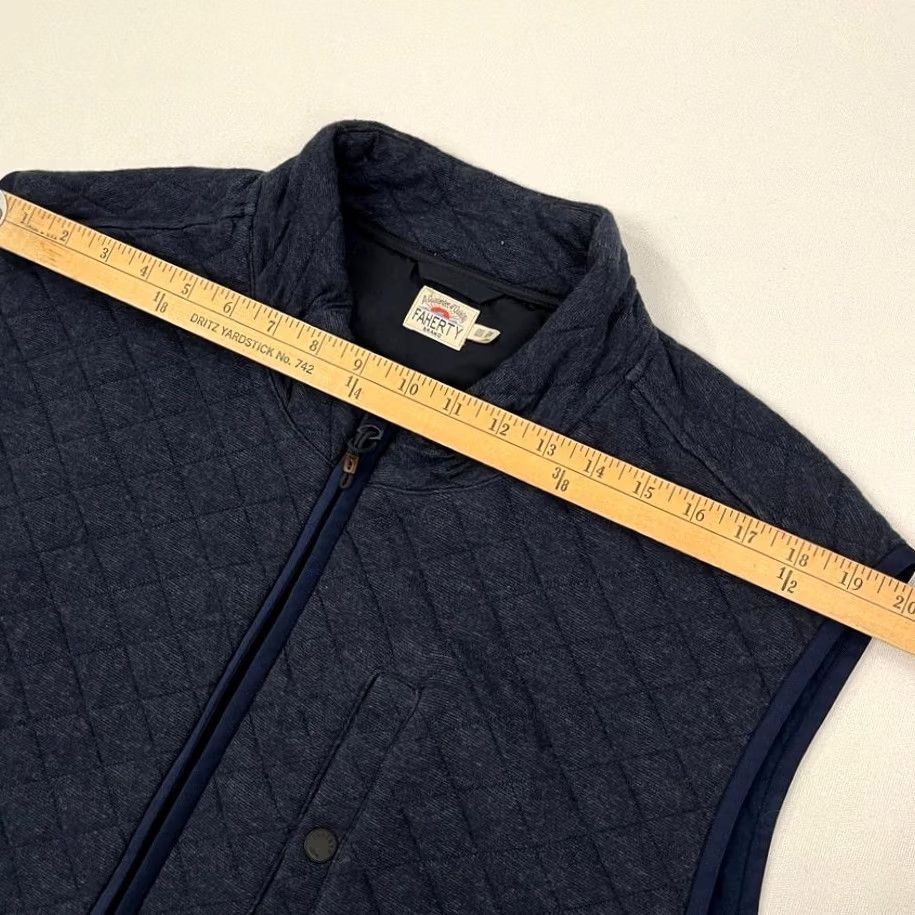 Faherty Faherty Vest Quilted Fleece Full Zip Blue 2XLT Mens - Preppy, Outdoor, Classic, All Seasons, Lightweight, Stand-Up Collar, Regular Fit, Big & Tall Size US XXL / EU 58 / 5 - 7 Thumbnail