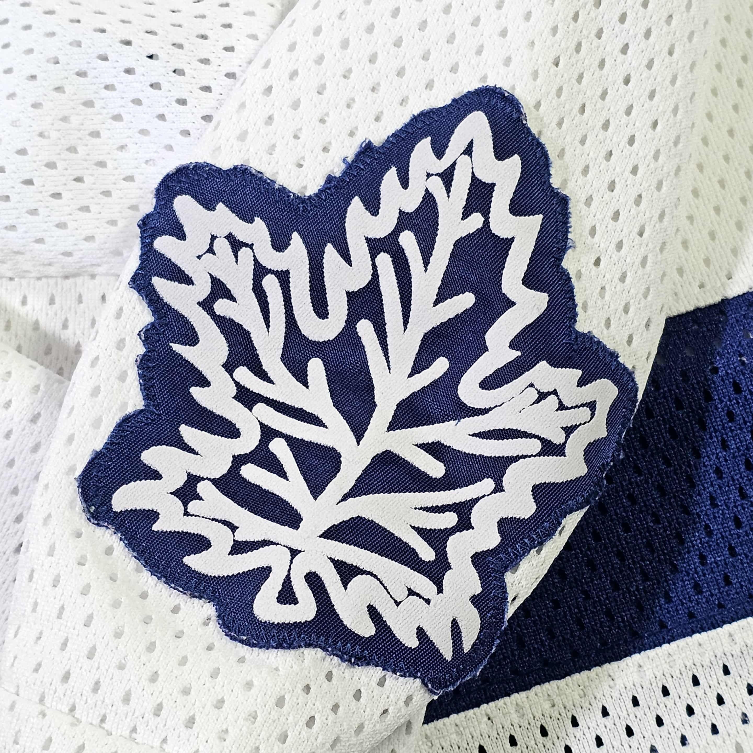 Ccm Toronto Maple Leafs Vintage 90s CCM Mesh Hockey Jersey Size US XL / EU 56 / 4 - 5 Thumbnail