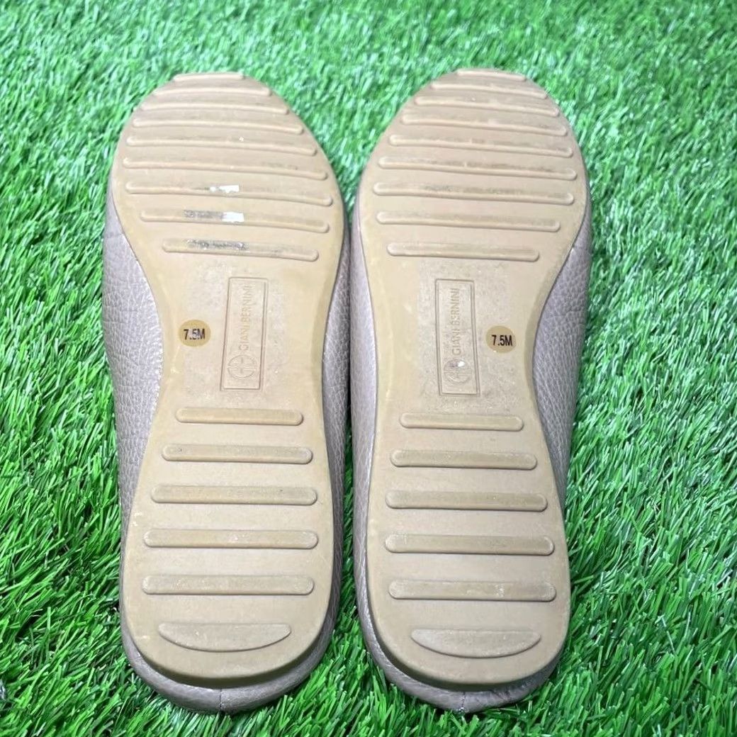 Giani Bernini Giani Bernini Loafer Women's Sandal Brown Memory Foam 7.5 Tan Casual Wear Comfort Size 7.5 Women Size US 8 / IT 38 - 8 Thumbnail