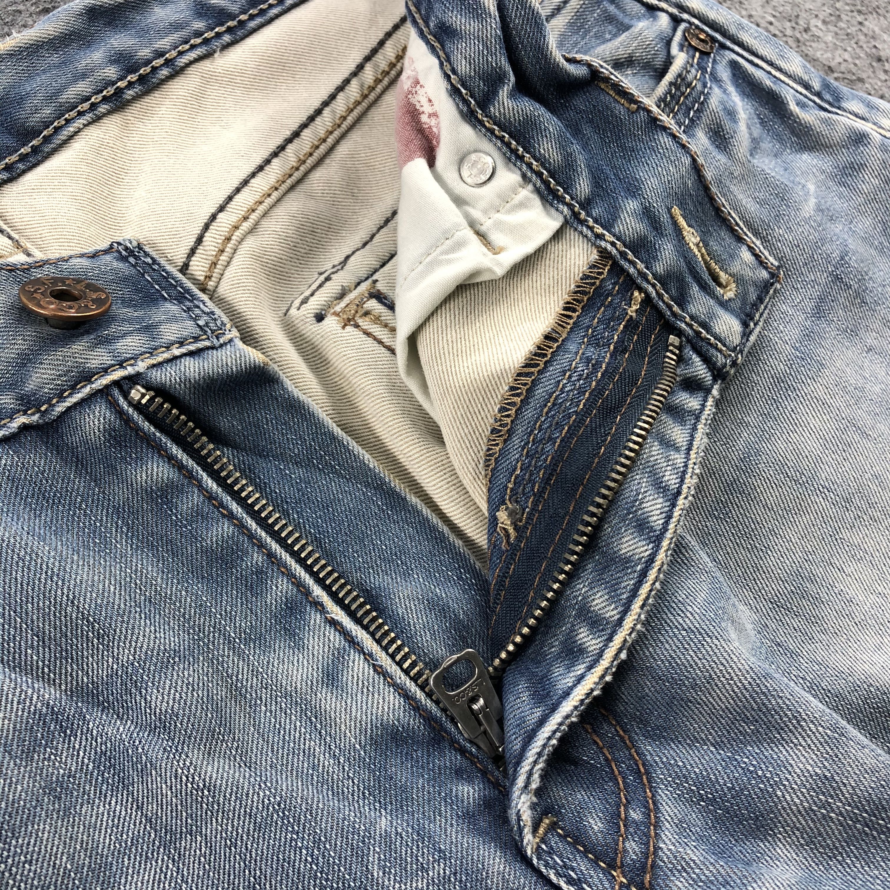 Levi's Vintage Light Wash Levis 514 Jeans-JM1193 Size US 34 / EU 50 - 8 Thumbnail