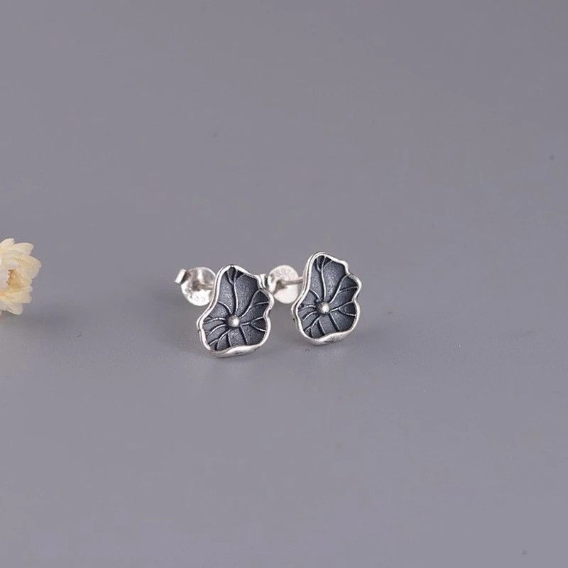 Jewelry Lotus Leaf Stud Earrings 925 Sterling Silver Ear Charms Gift Size ONE SIZE - 1 Thumbnail