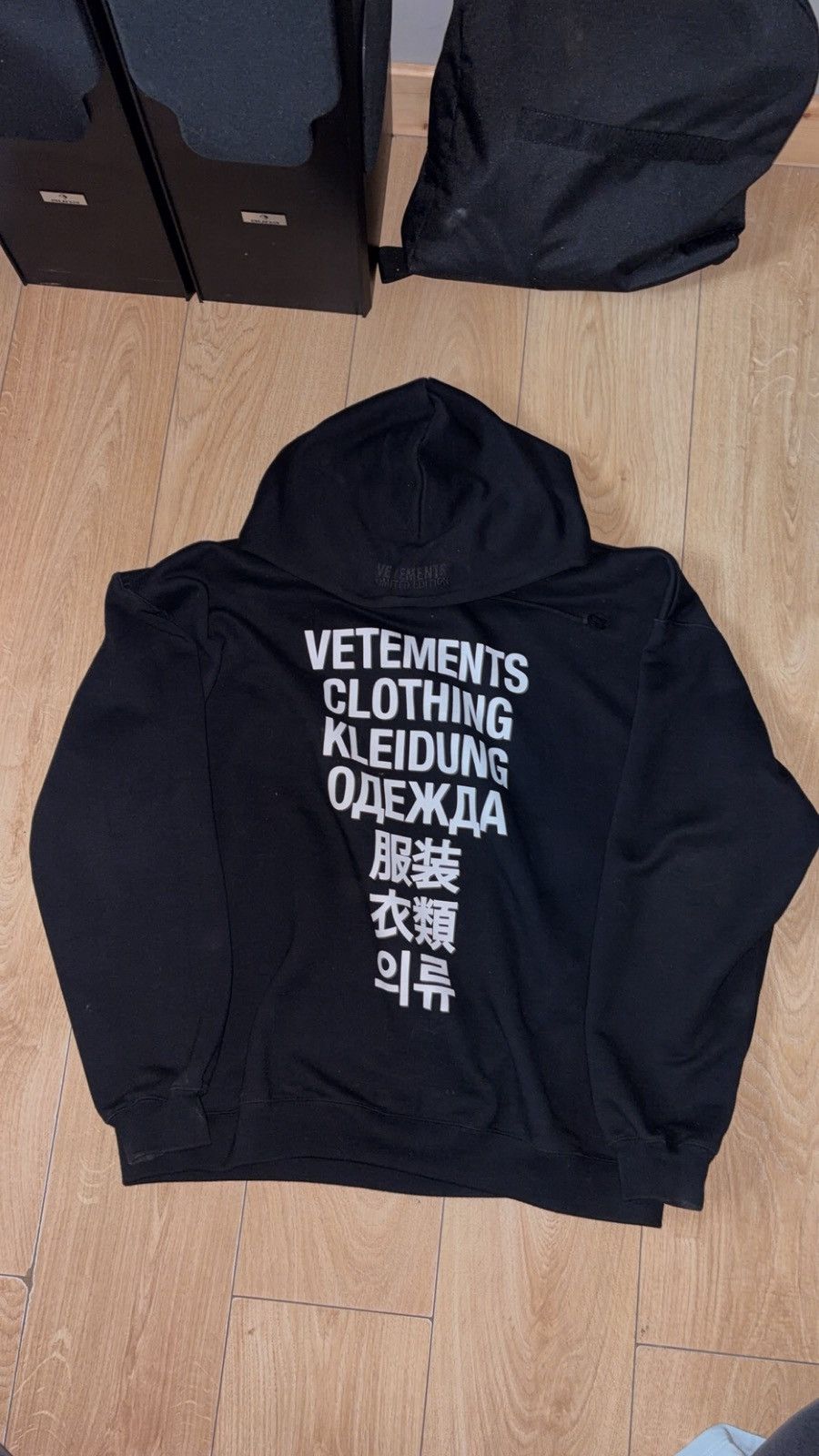 Vetements Vetements “Translation” Hoodie - Black Small Size US S / EU 44-46 / 1 - 1 Thumbnail