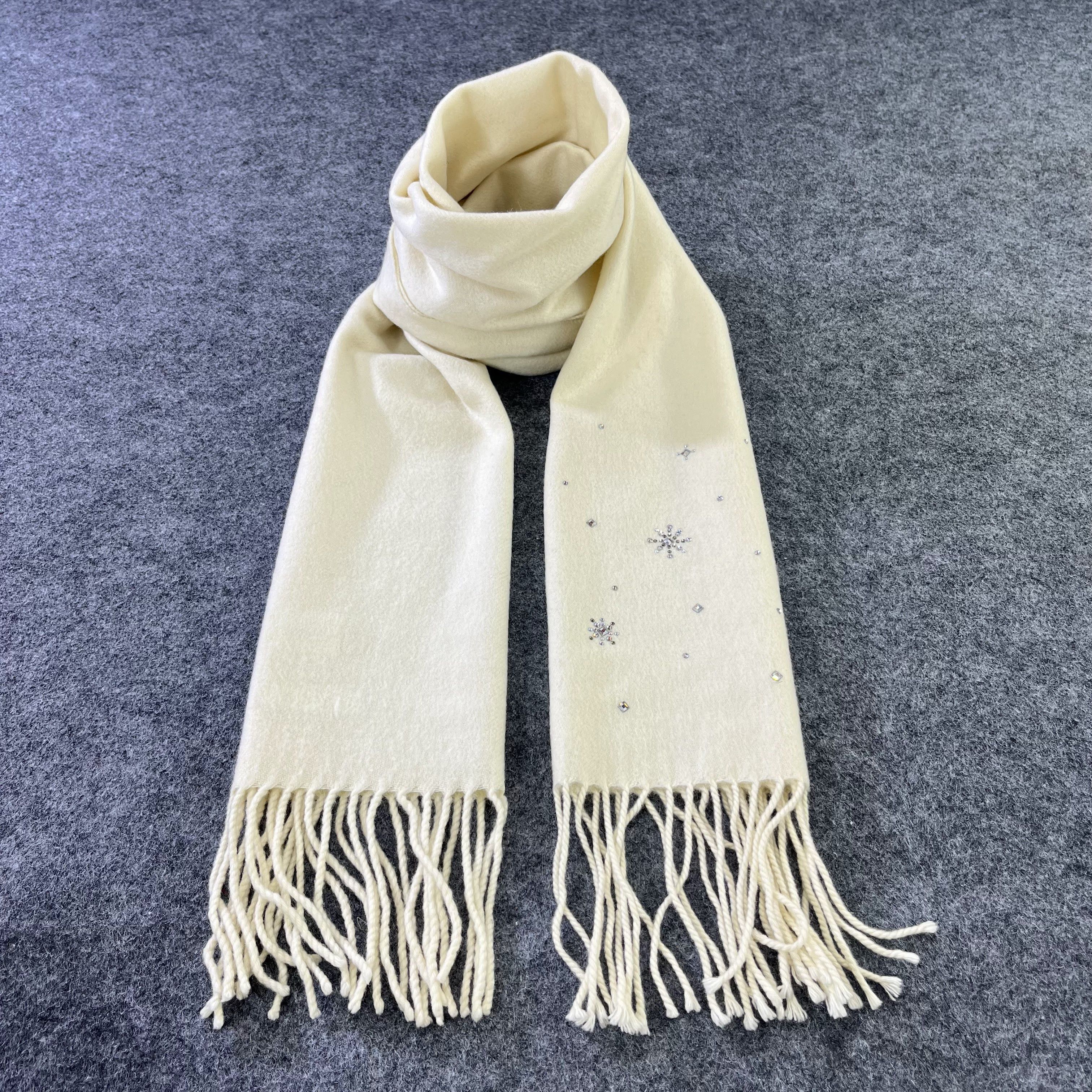 Furla Scarf / Muffler/ Neckwear T908