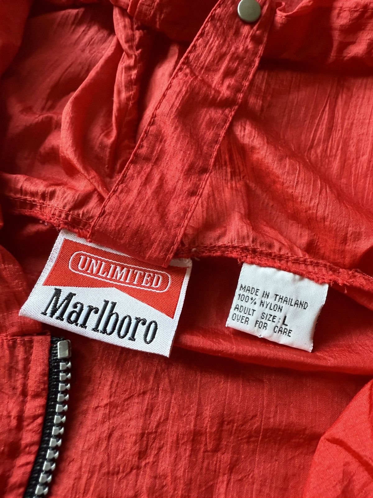 Marlboro × Vintage Vintage 90s Marlboro Unlimited Red Anorak Jacket Size US L / EU 52-54 / 3 - 5 Thumbnail