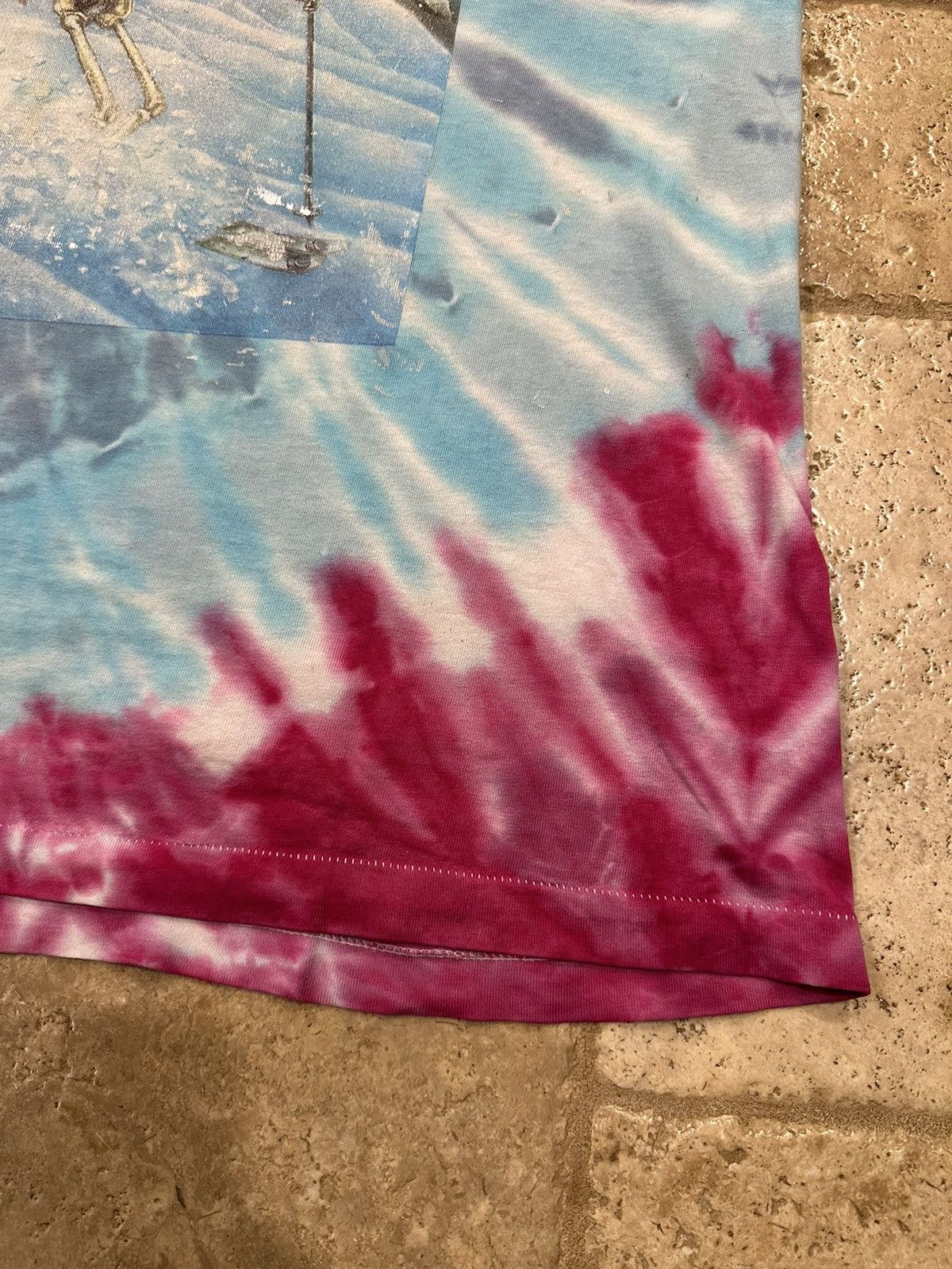 Band Tees Vintage Grateful Dead Ski Skeleton Snow Tie Dye 1990s Tee Size US XXL / EU 58 / 5 - 5 Thumbnail