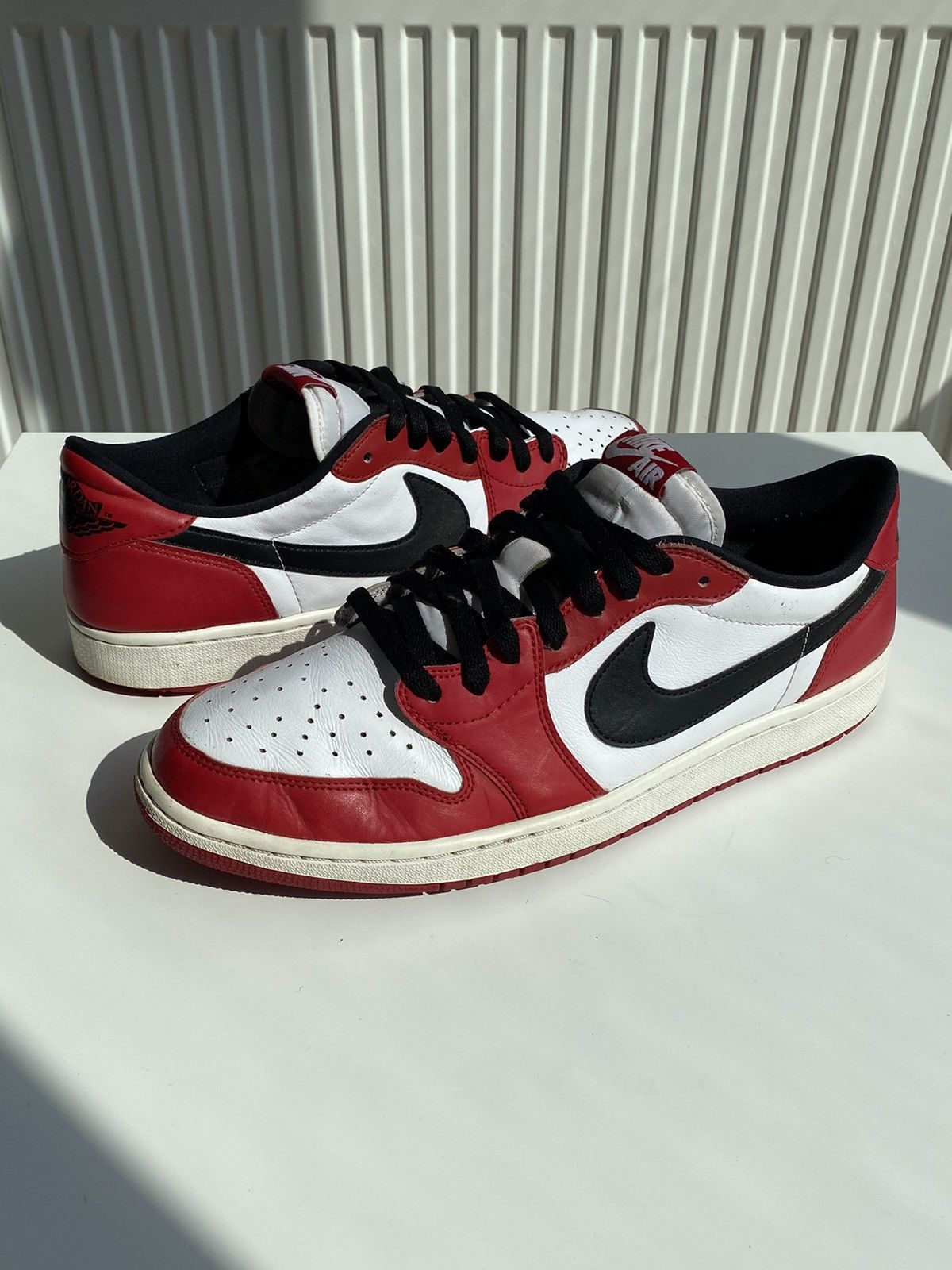 Jordan Brand 2016 Nike Jordan 1 Low Retro Chicago Size US 13 / EU 46 - 3 Thumbnail