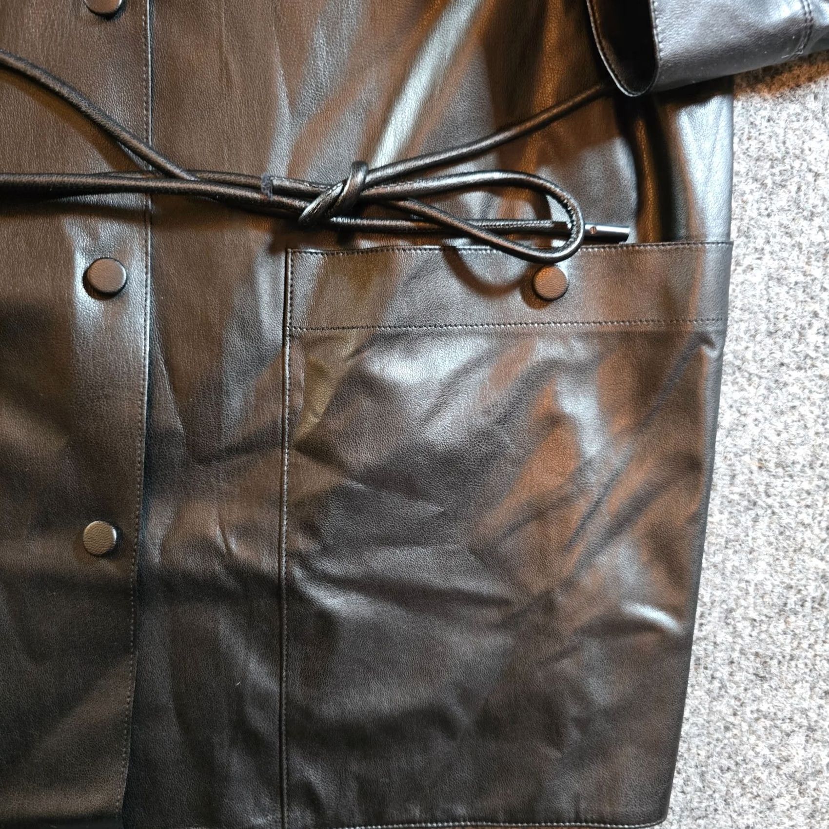 Theory Theory Top Womens Size Medium Black Vegan Leather Snap Button Belted Long Sleeve Blouse Size M / US 6-8 / IT 42-44 - 4 Thumbnail