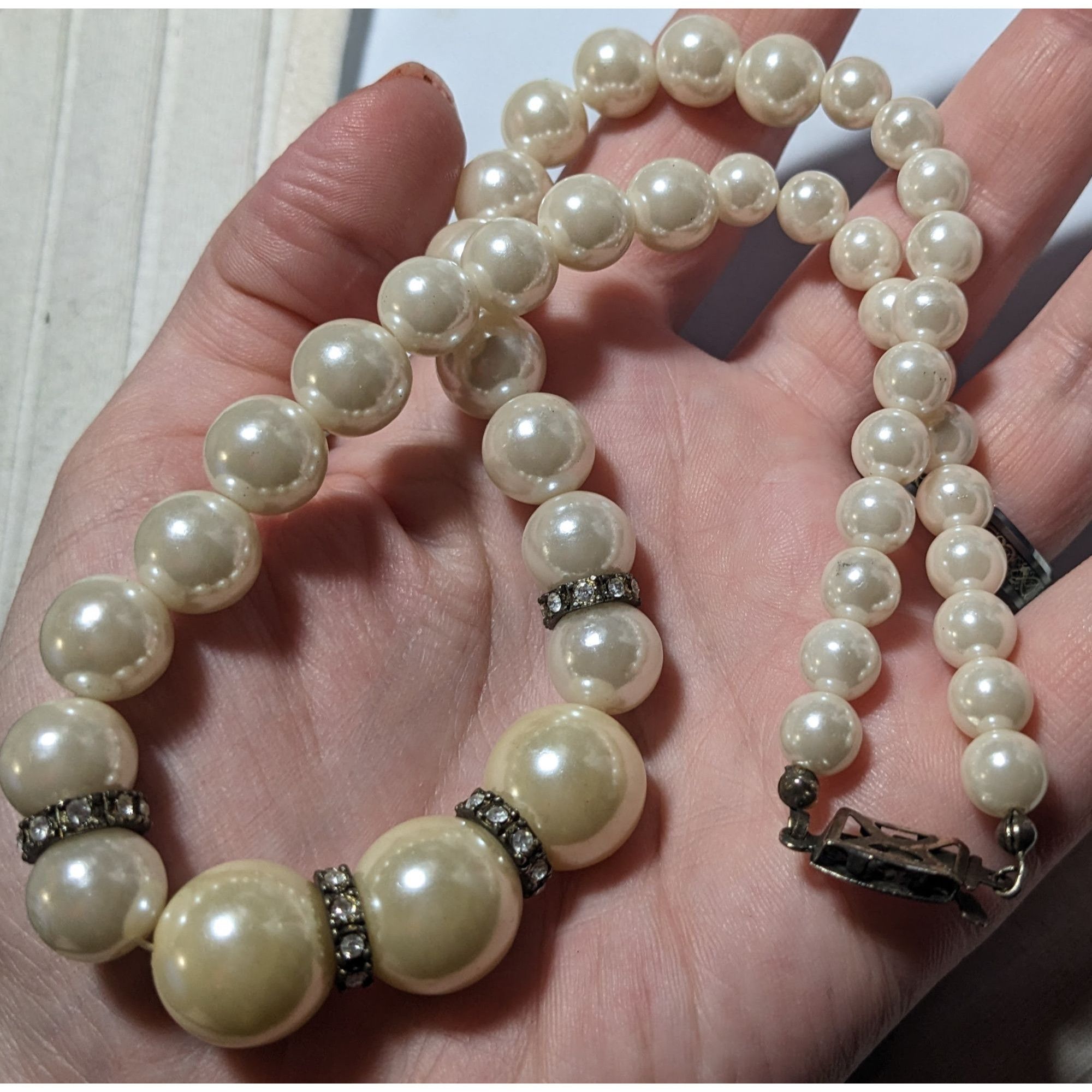 Other Graduated Faux Pearl Rhinestone Necklace Size ONE SIZE - 9 Thumbnail