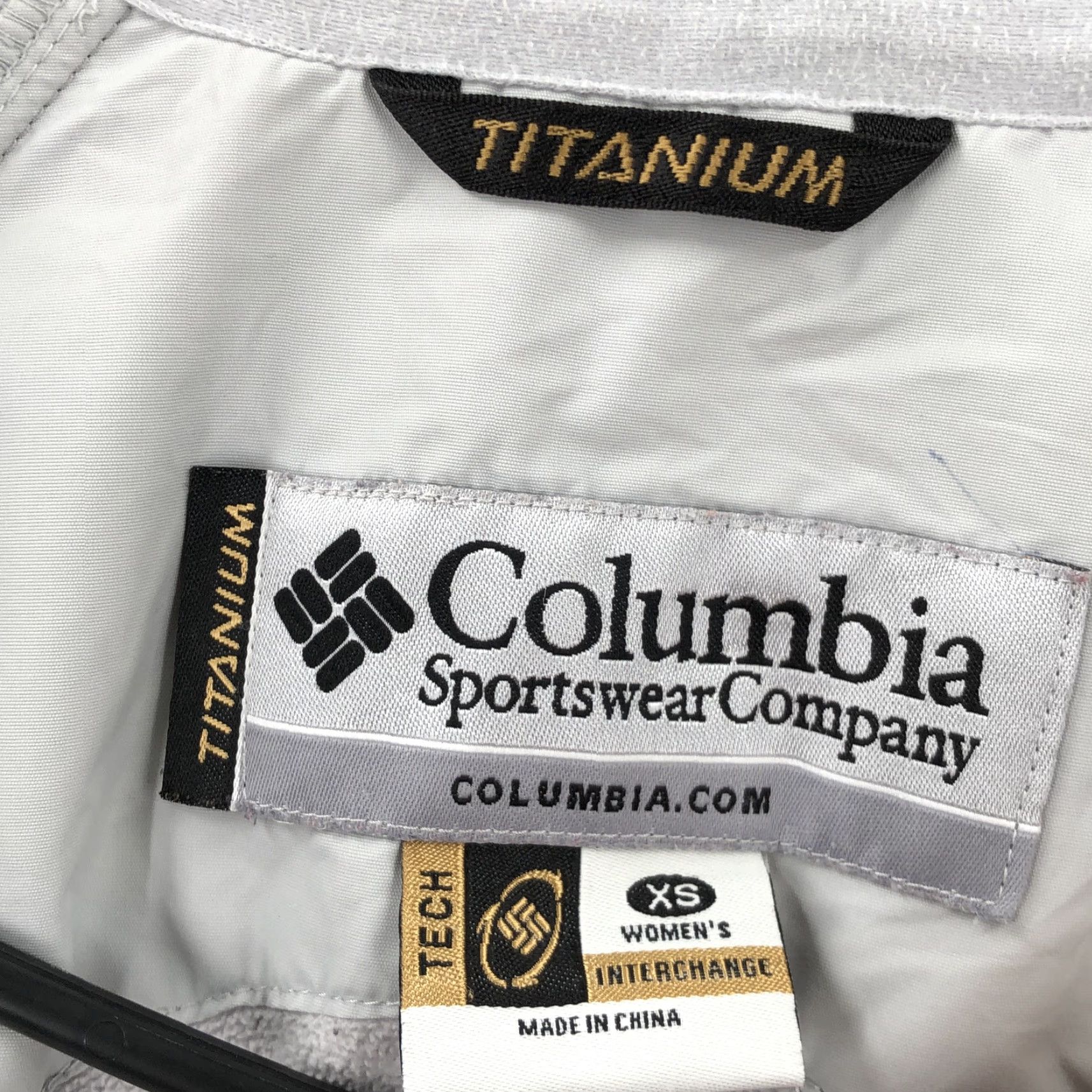 Vintage Columbia Windbreaker Jacket Womens Gray Long Sleeve Front Pockets XS Regular Winter Casual Outdoor Zip Pocketed Front Pockets Grey Size XS / US 0-2 / IT 36-38 - 6 Thumbnail