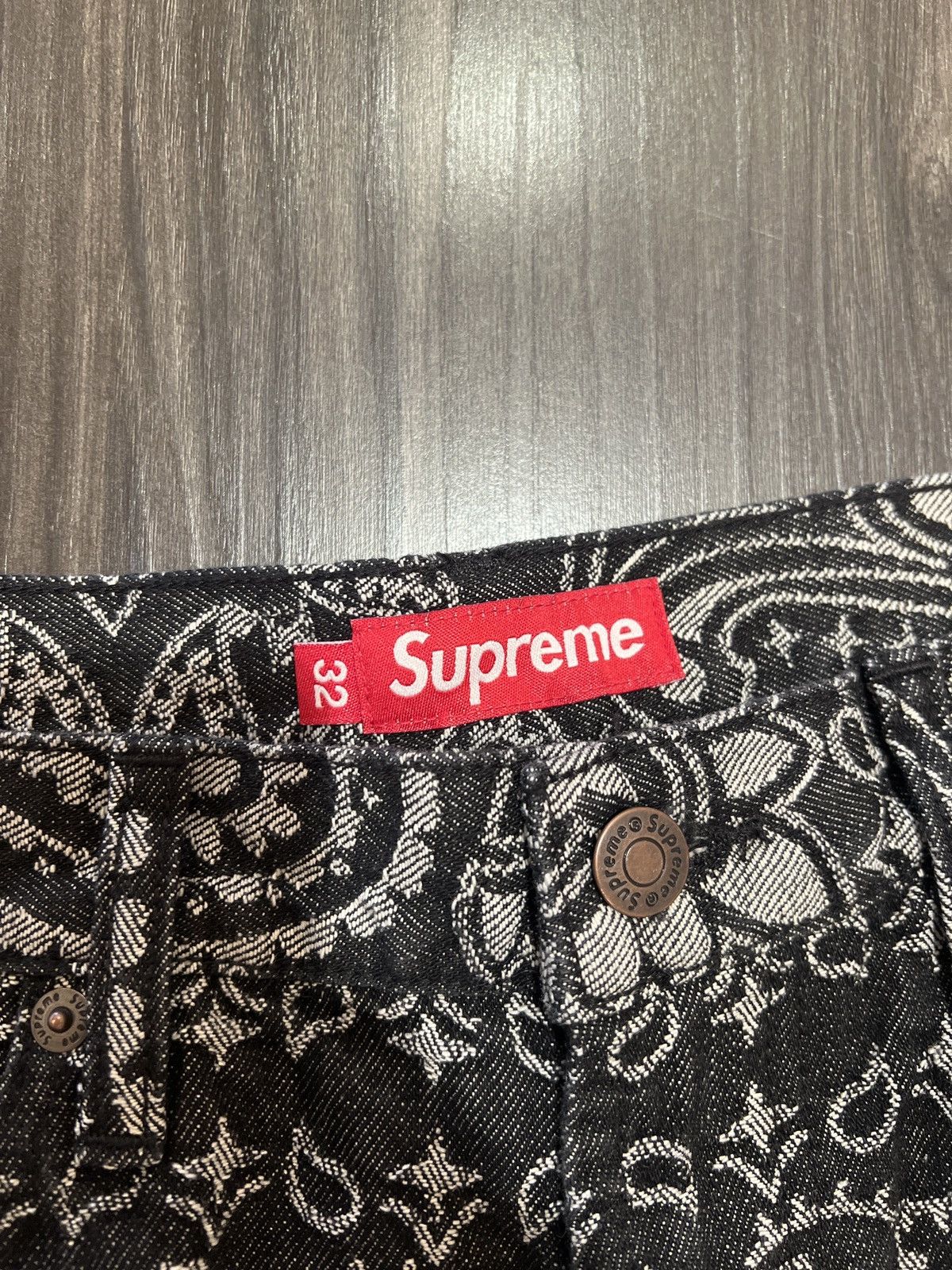 Supreme Supreme Bandana Jacquard Baggy Jean Size US 32 / EU 48 - 2 Thumbnail