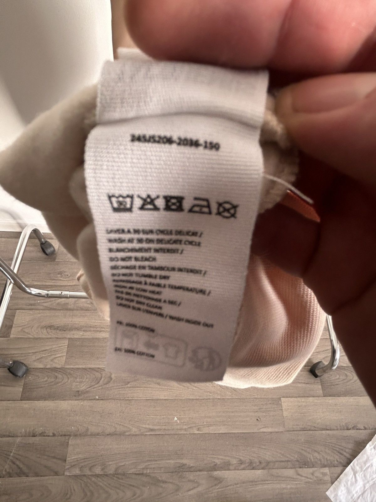 Jacquemus Jacquemus Gros Grain Hoodie in beige Size US XL / EU 56 / 4 - 7 Thumbnail
