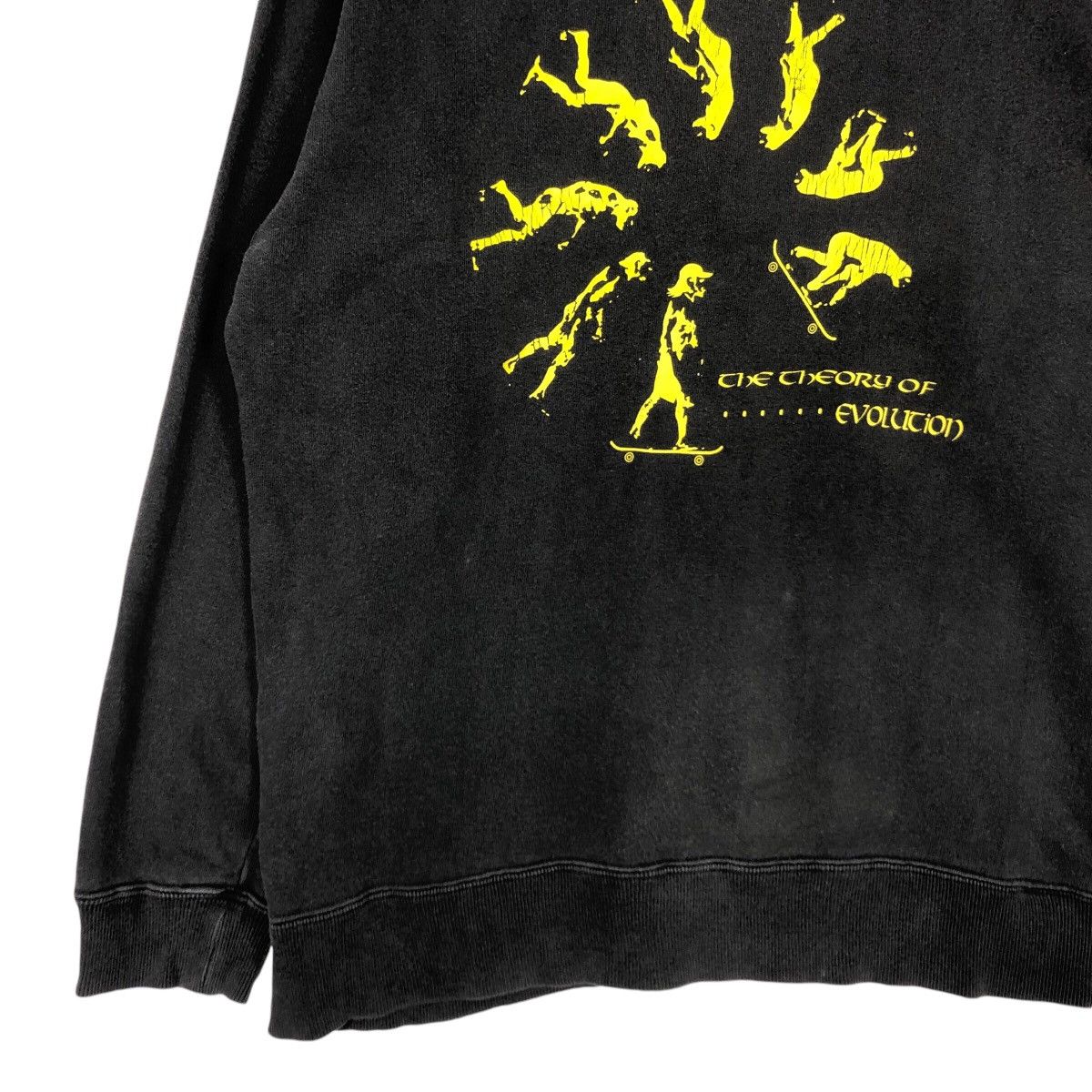 Ciaopanic × Japanese Brand × Vintage Vintage Japanese Ciaopanic Bape Skateboarding Art Sweatshirt Size US M / EU 48-50 / 2 - 3 Thumbnail