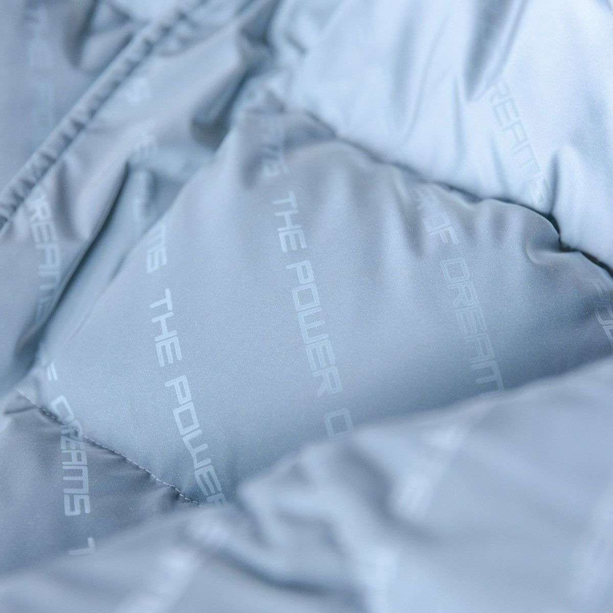 Balenciaga Balenciaga Reflective Power of Dreams Puffer Jacket Size US L / EU 52-54 / 3 - 2 Thumbnail