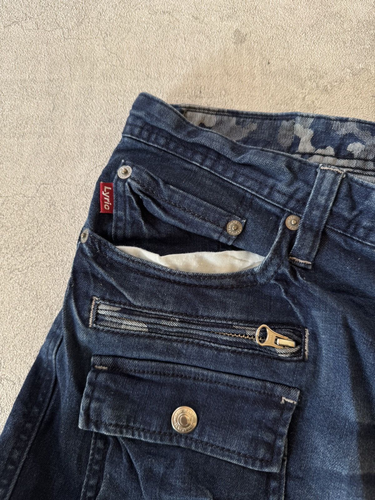 Hysteric Glamour Y2k Lyric Cargo Short Jeans Size US 33 - 5 Thumbnail