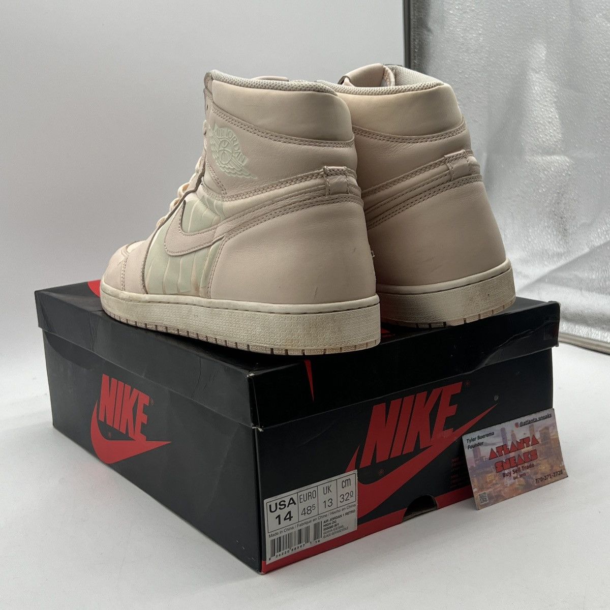 Nike Air Jordan 1 high guava ice Size US 14 / EU 47 - 4 Thumbnail