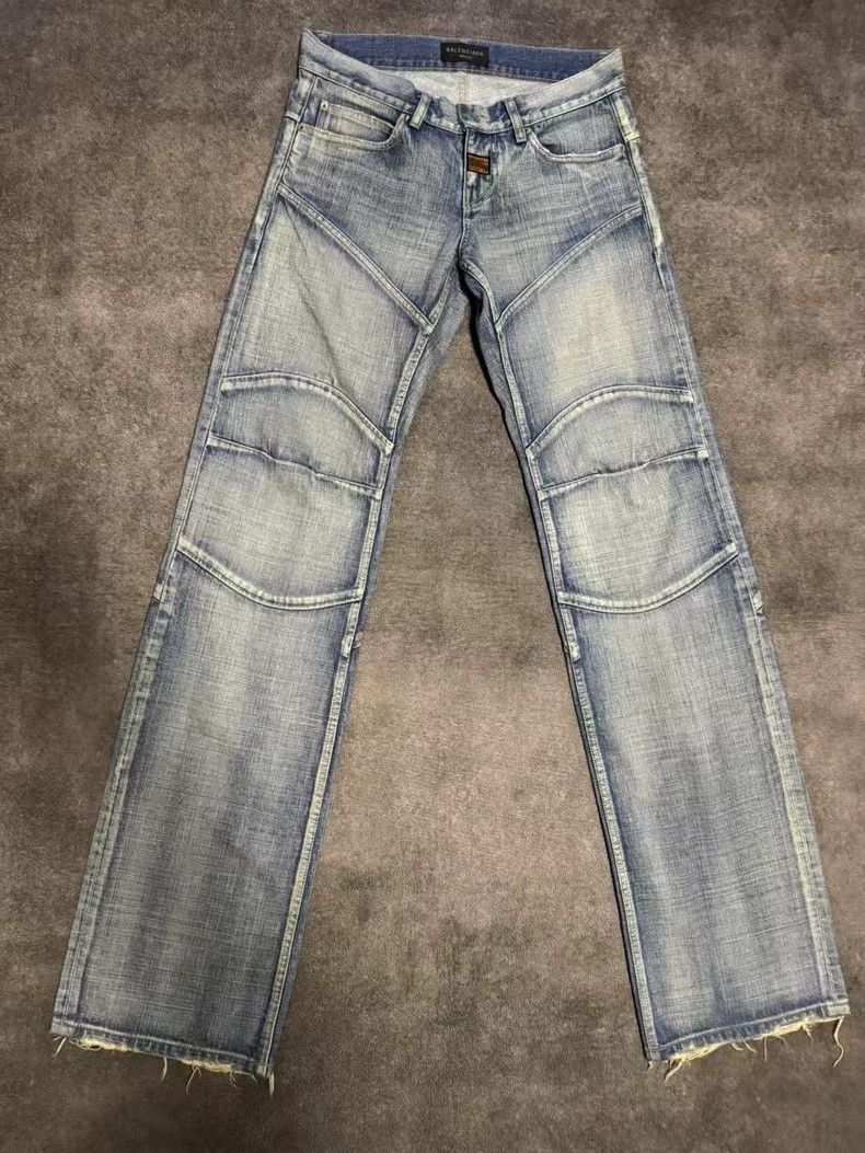 Balenciaga Balenciaga size XS low-rise jeans Size US 26 / EU 42 - 1 Thumbnail