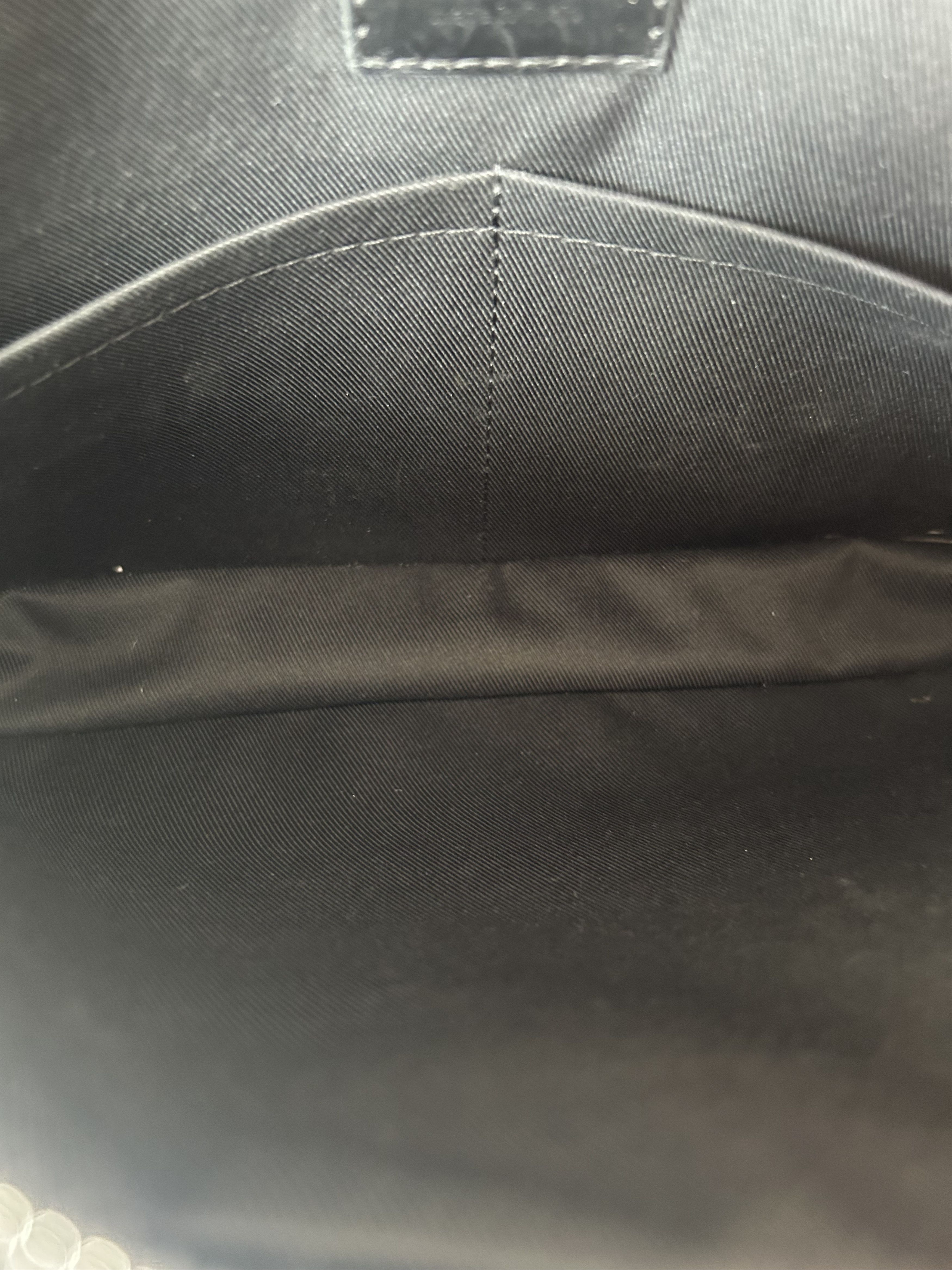 Louis Vuitton Louis Vuitton Black Galaxy Alpha Messenger Bag Size ONE SIZE - 4 Thumbnail