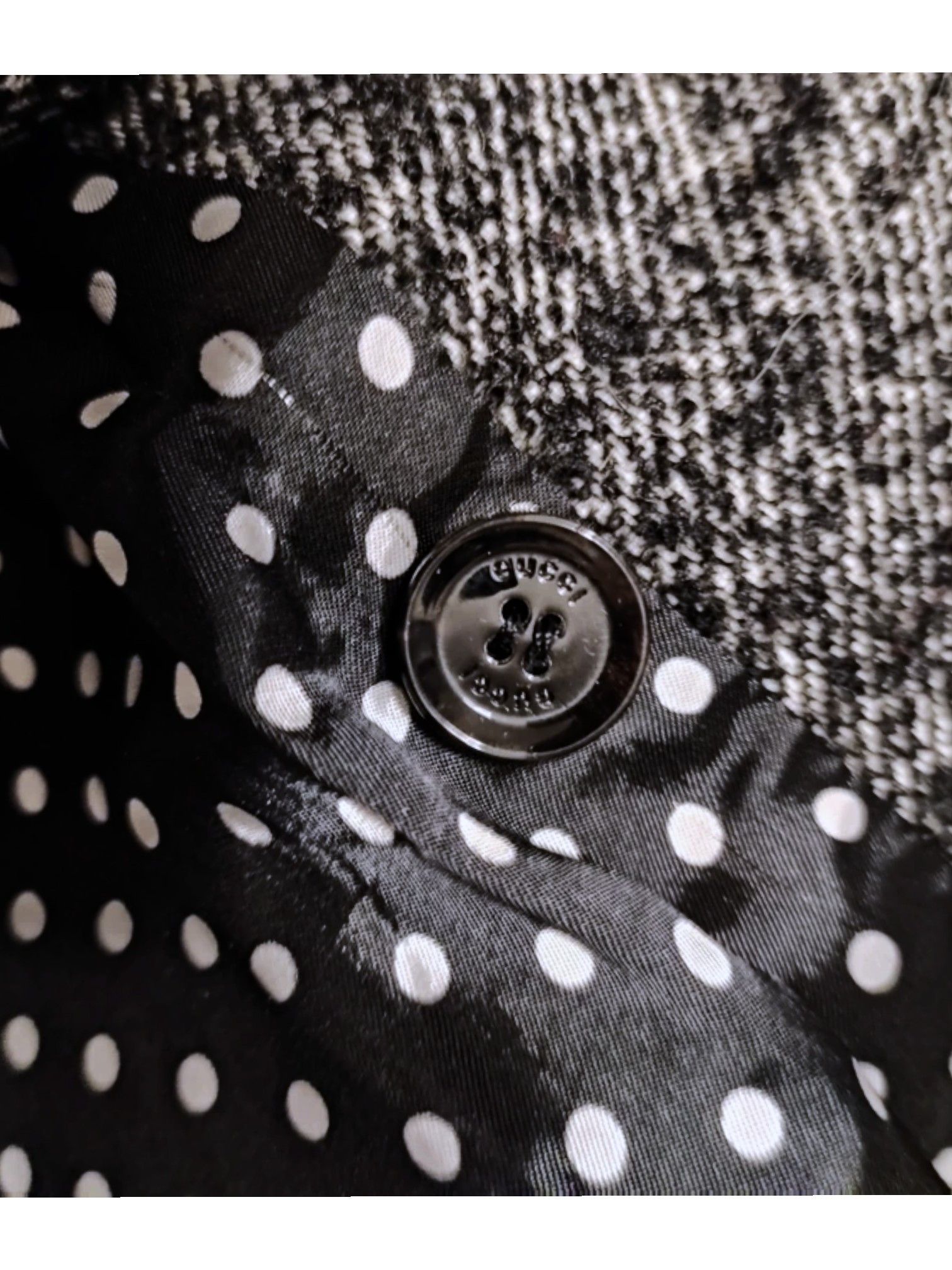 Gucci Gucci Double-Breasted Tweed Coat with Polka Dot Lining, 2013 Size XS / US 0-2 / IT 36-38 - 7 Thumbnail