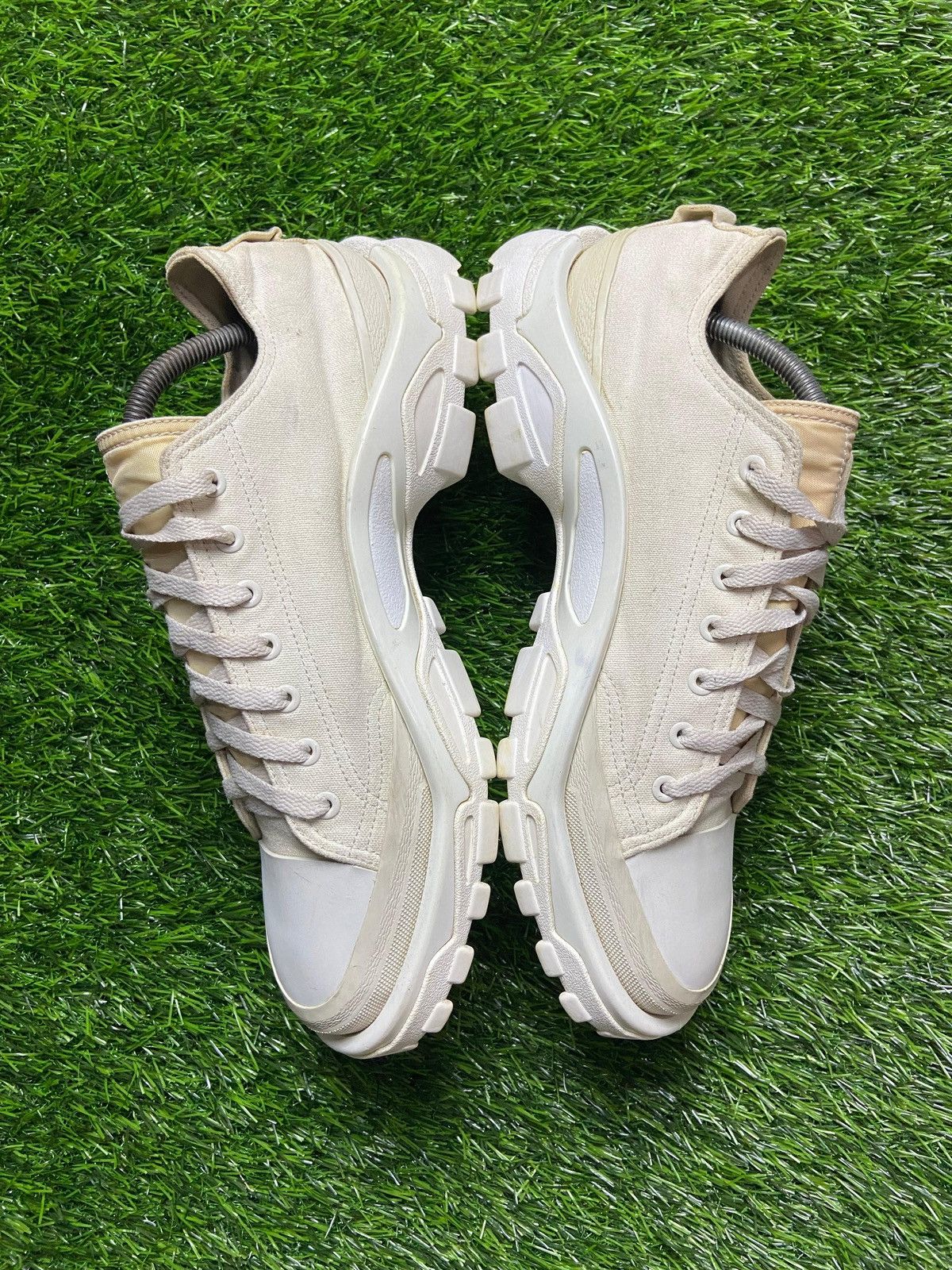Adidas × Raf Simons Adidas Raf Simons Detroit Runner Talc B22527 Size US 11 / EU 44 - 2 Thumbnail