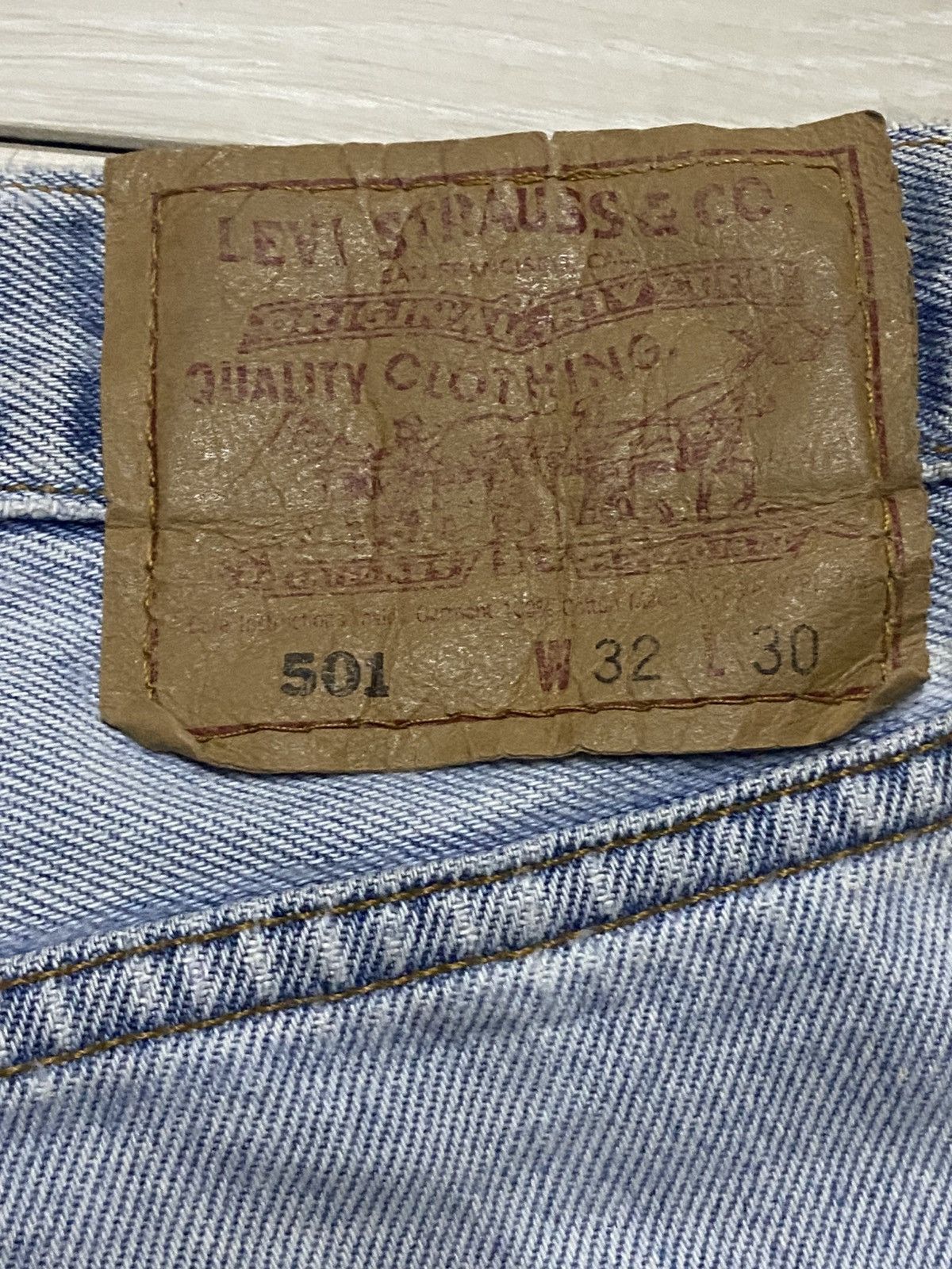 Levi's Vintage Levis 501 Light Faded Blue Distressed Loose Jeans Size US 30 / EU 46 - 13 Thumbnail