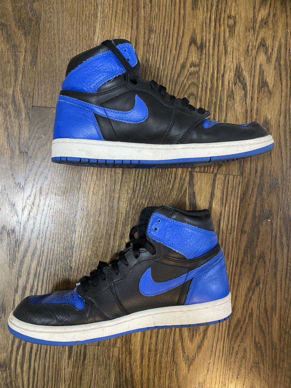Jordan Brand Air Jordan 1 Royal 2017 Size US 9.5 / EU 42-43 - 2 Thumbnail