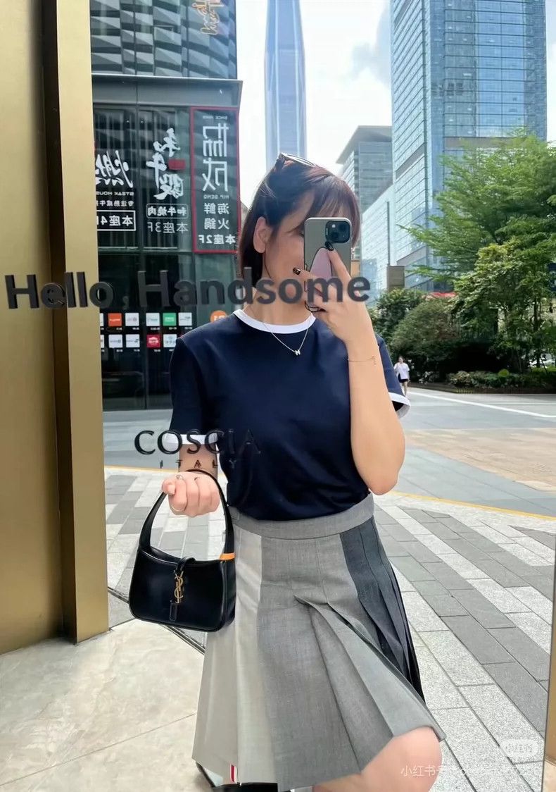 Thom Browne Thom Browne Colored button T-shirt Size XS / US 0-2 / IT 36-38 - 3 Thumbnail