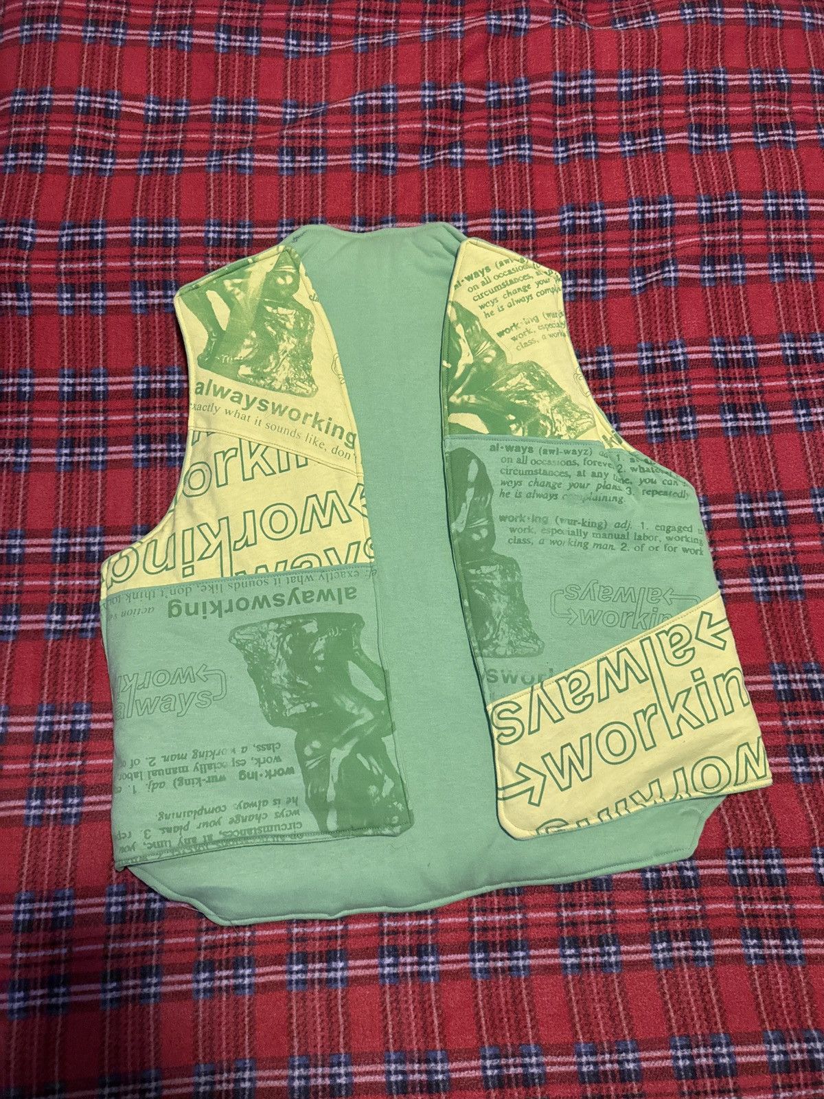 Other Vibrant green puffer type vest Size US S / EU 44-46 / 1 - 1 Thumbnail