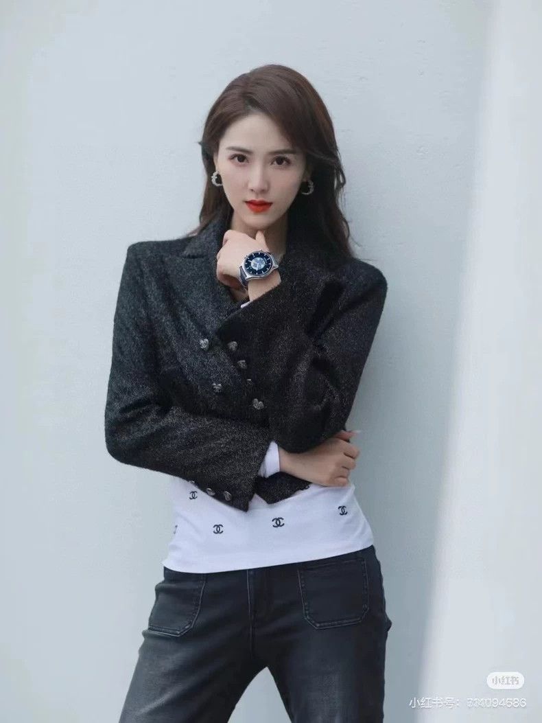Chanel Chanel Black shiny heart button short coat Size XXS / US 00 / IT 34 - 6 Thumbnail