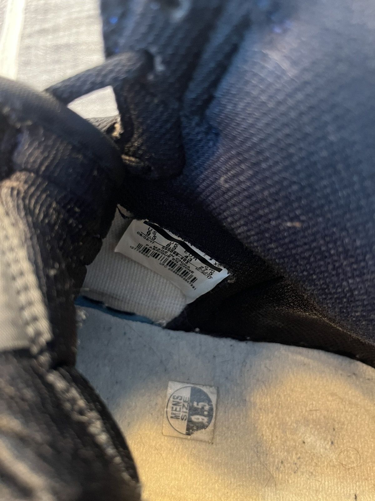 Nike Jordan 1 Retro High Size US 9.5 / EU 42-43 - 6 Thumbnail