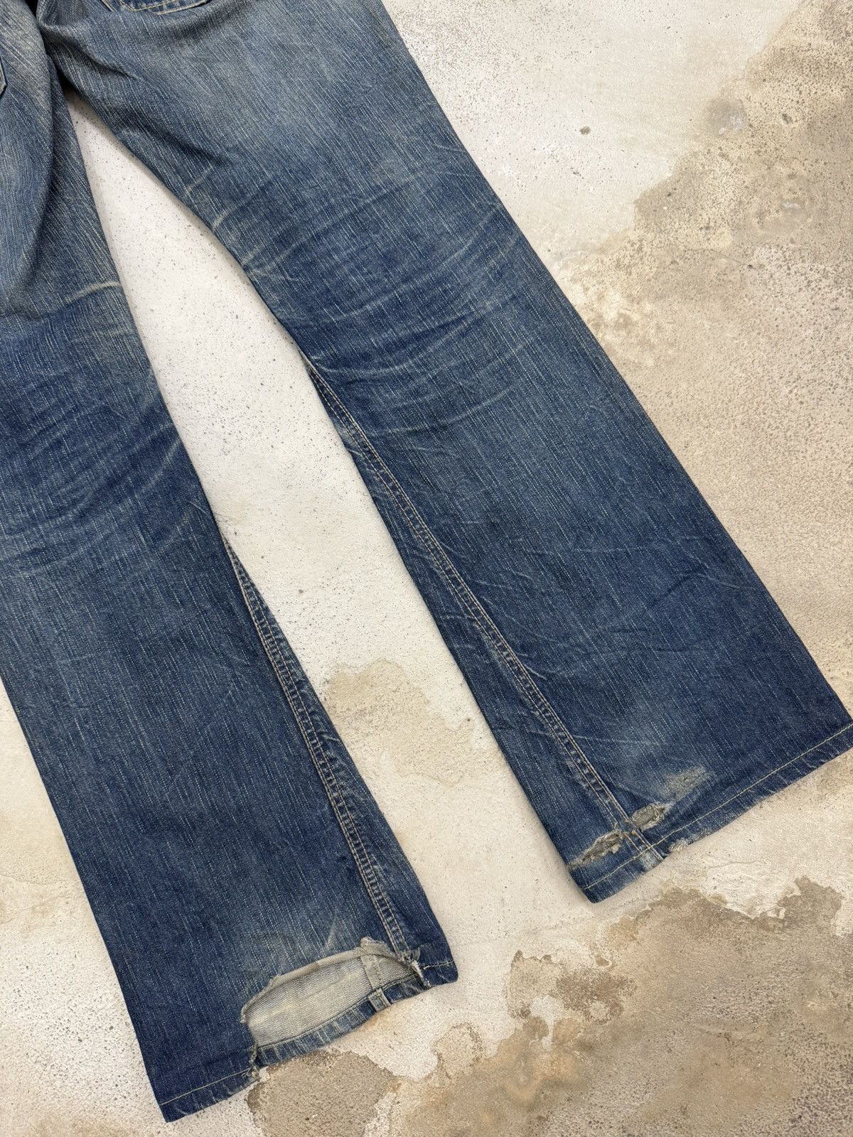 Edwin Vintage Edwin Blue Trip 503 Mudwash Dirty Distress Denim Size US 30 / EU 46 - 14 Thumbnail