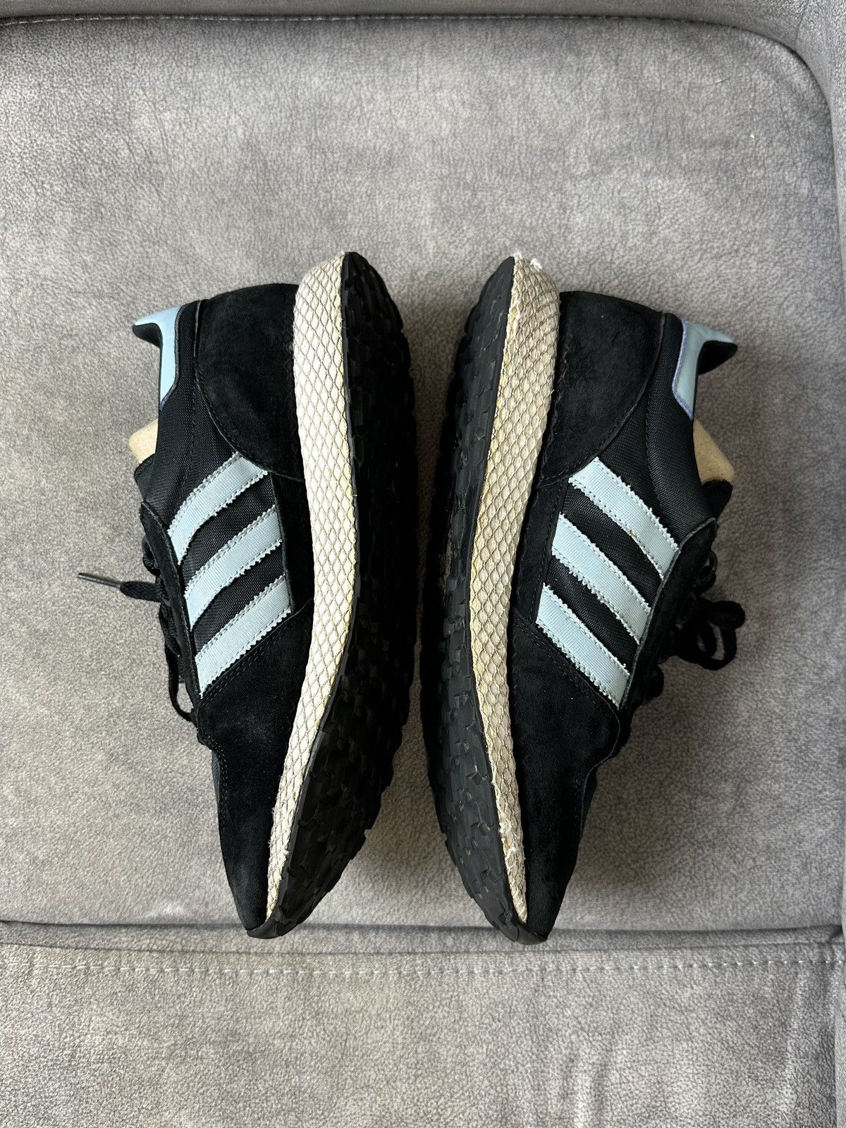 Adidas Adidas Originals Black Suede Sneakers – Vintage Y2K Style Size US 9 / EU 42 - 4 Thumbnail