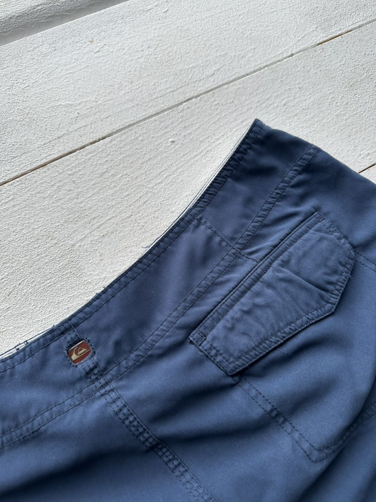 Quiksilver × Vintage 🚨Vintage Quiksilver Shorts Big Logo Y2K Style 90s Surfing Size US 33 - 7 Thumbnail