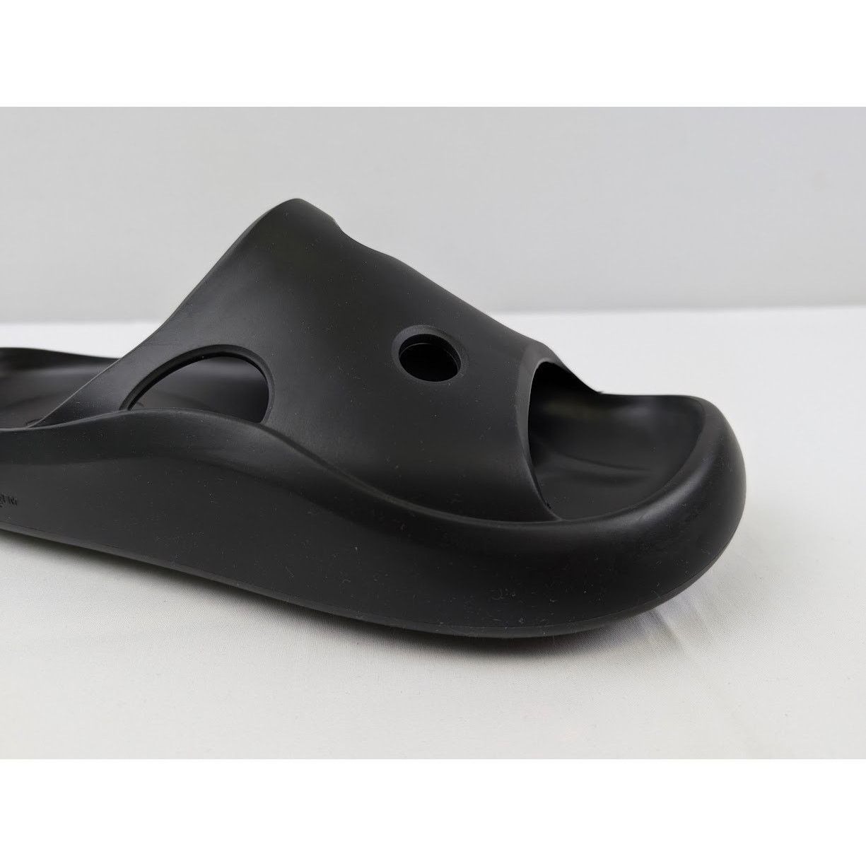 Off-White o1rshd1 Meteor Rubber Slider in Black Size US 6 / EU 39 - 3 Thumbnail